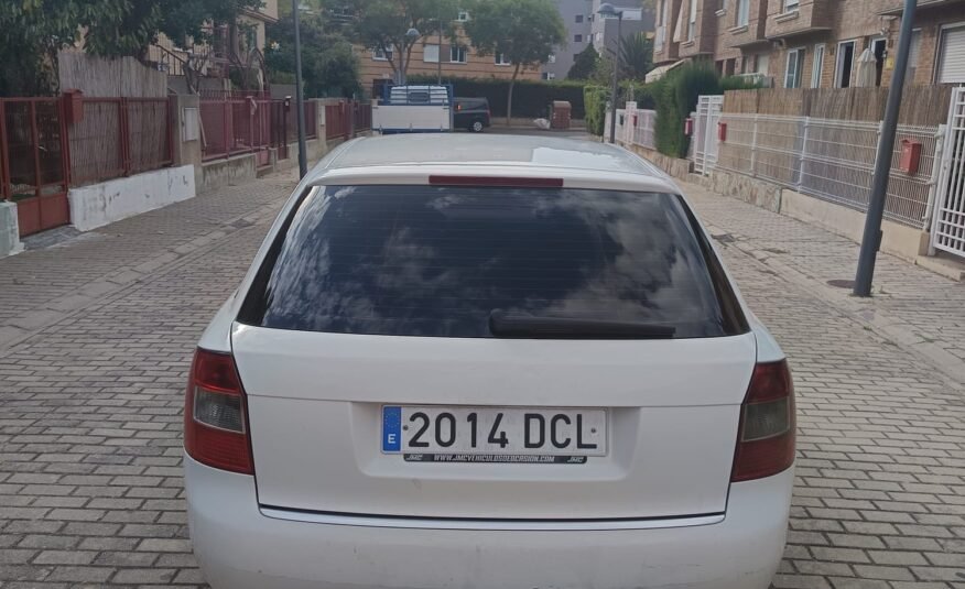 AUDI A4 Avant 1.9TDI