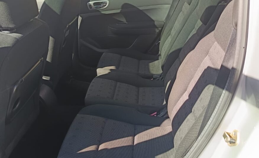 PEUGEOT 307SW 1.6i