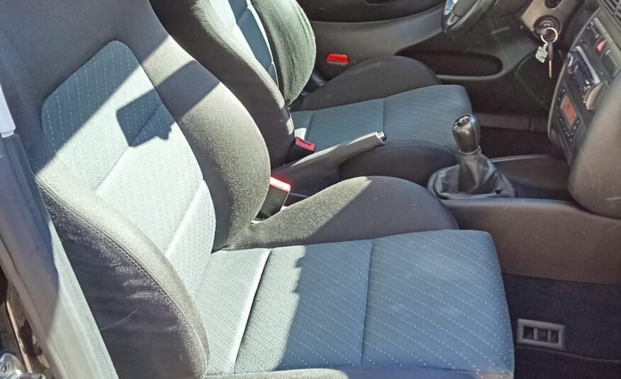 SEAT LEON 1.6i