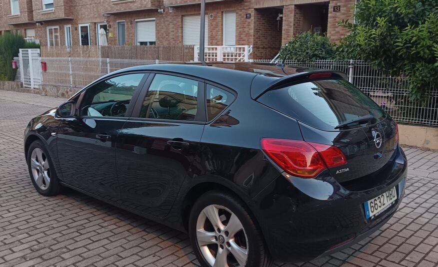 OPEL Astra 1.7 cdti