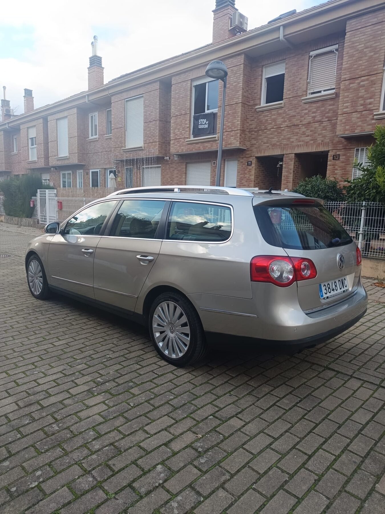 VOLKSWAGEN PASSAT 2.0TDI