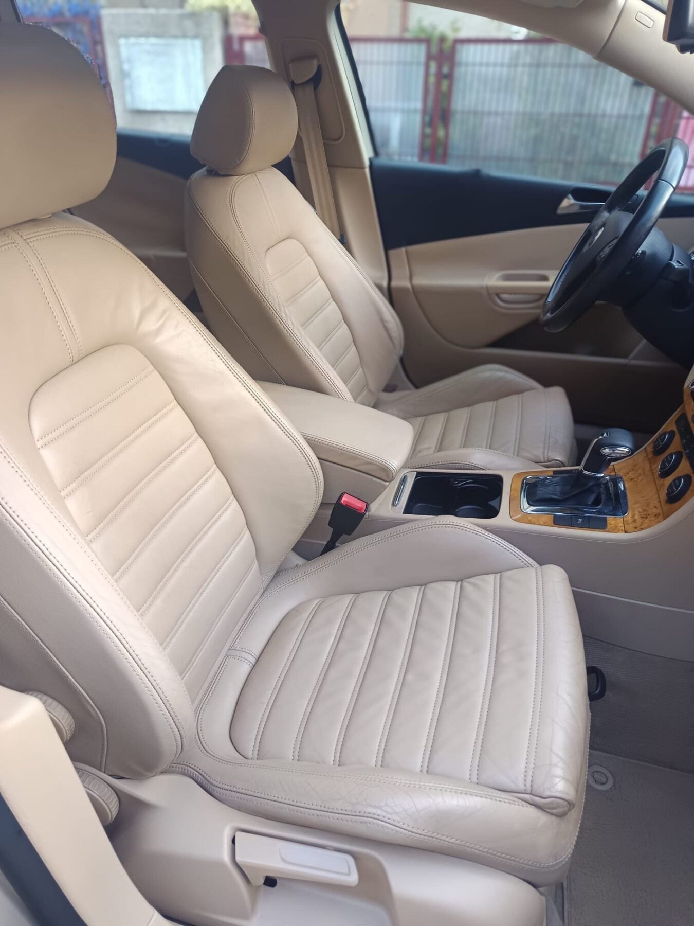 VOLKSWAGEN PASSAT 2.0TDI