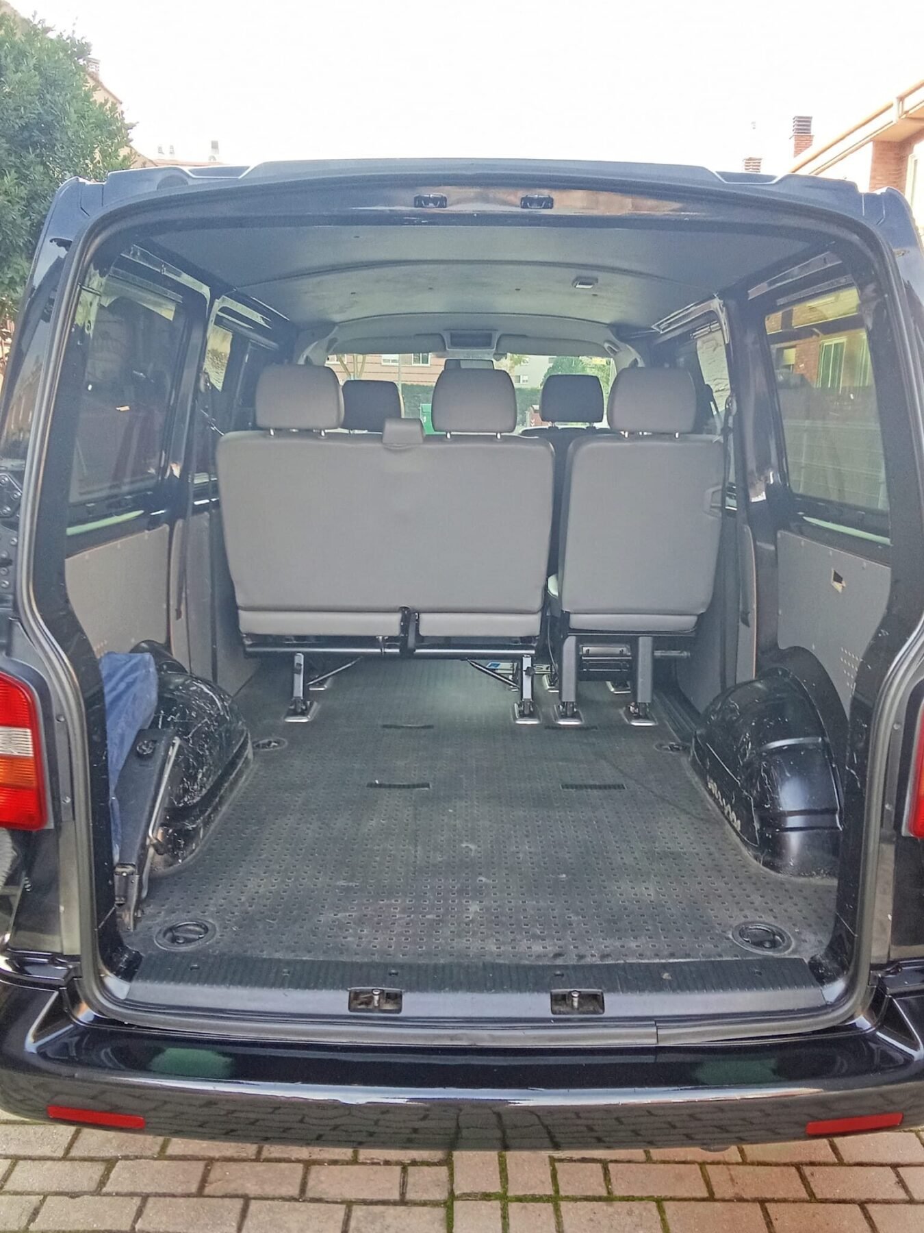 VOLKSWAGEN TRANSPORTER 2.5TDI