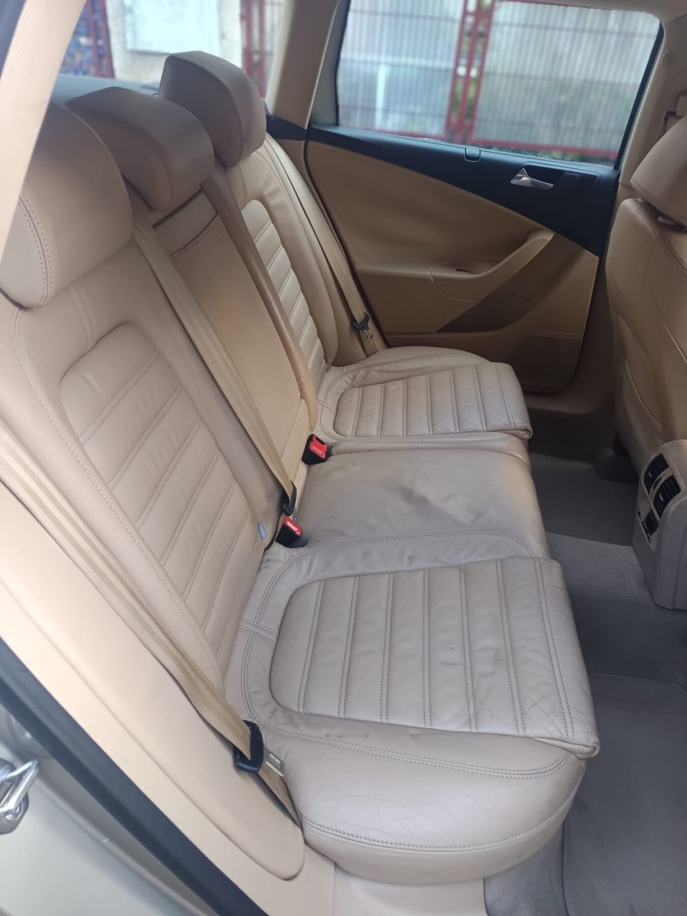 VOLKSWAGEN PASSAT 2.0TDI