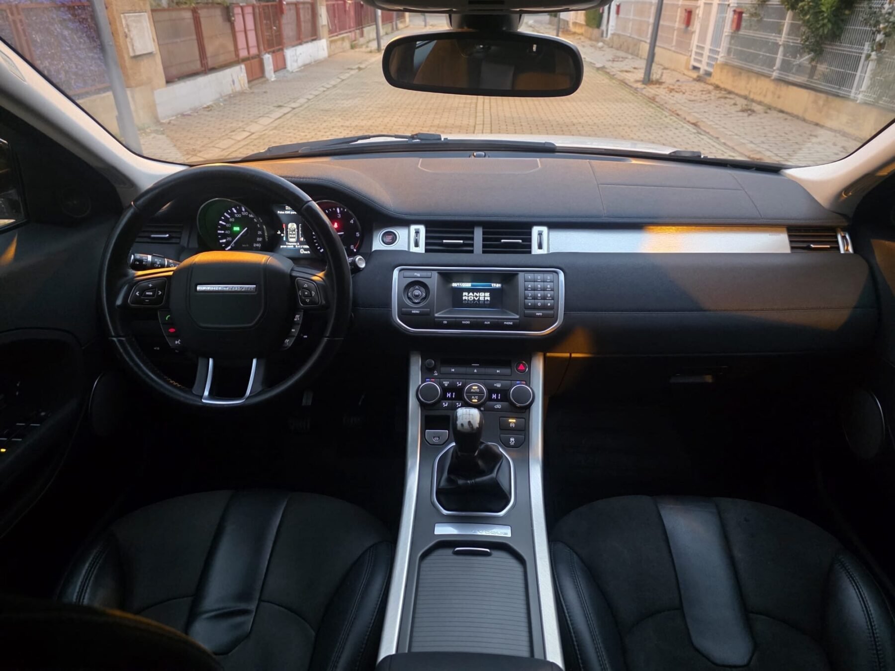 LAND-ROVER RANGE ROBER EVOQUE 2.2D