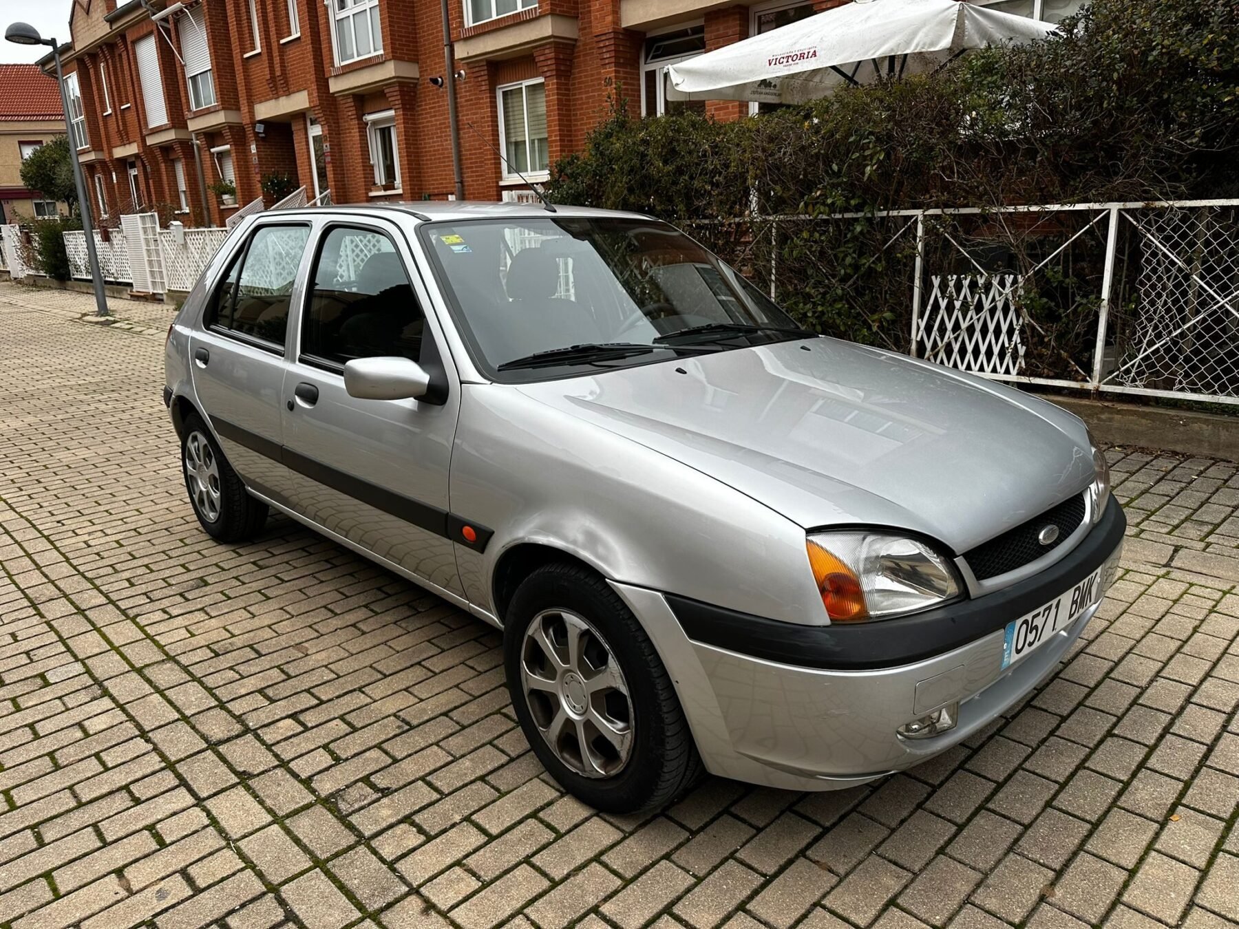 FORD FIESTA 1.3i