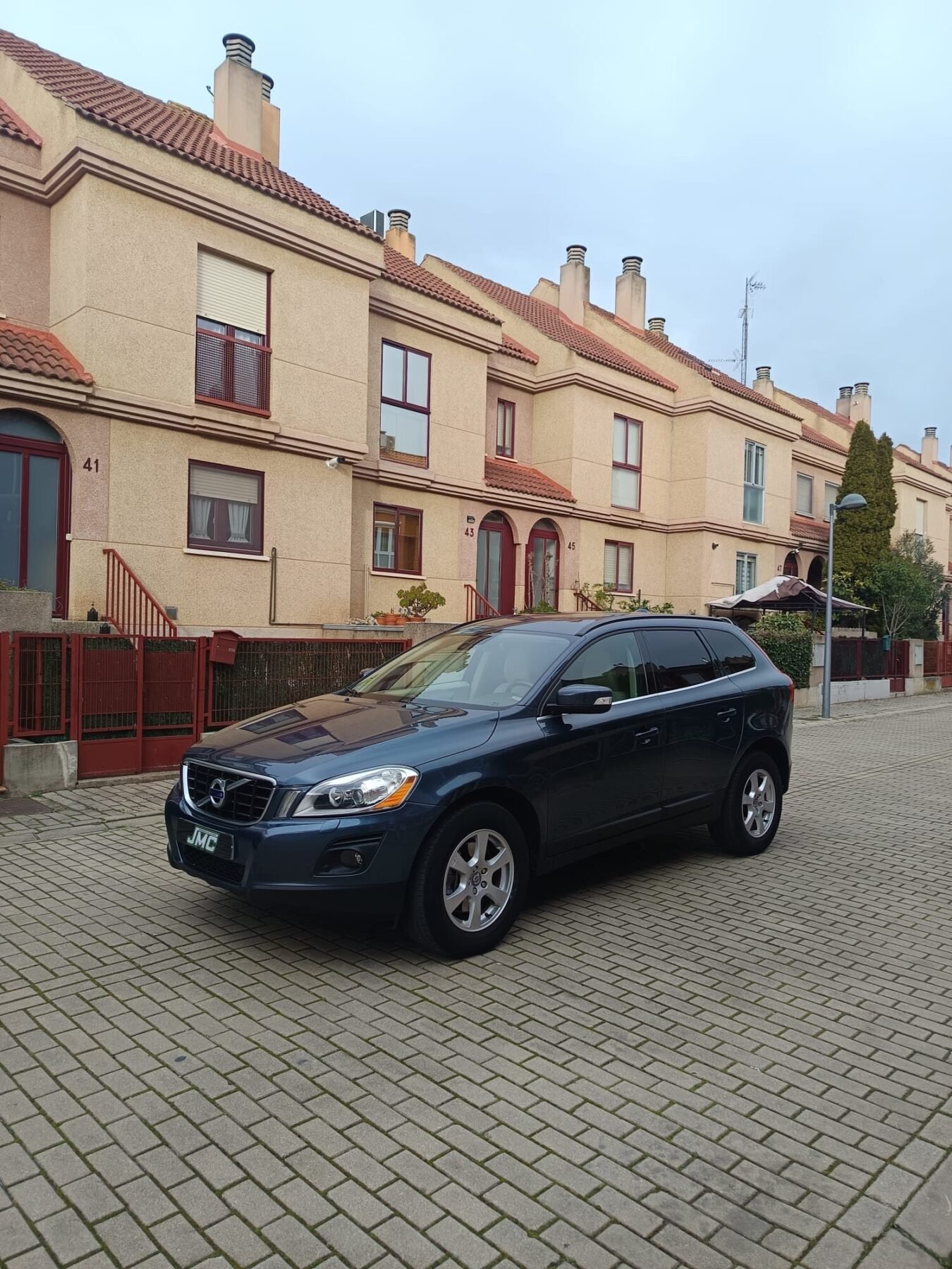 VOLVO XC60 D5 