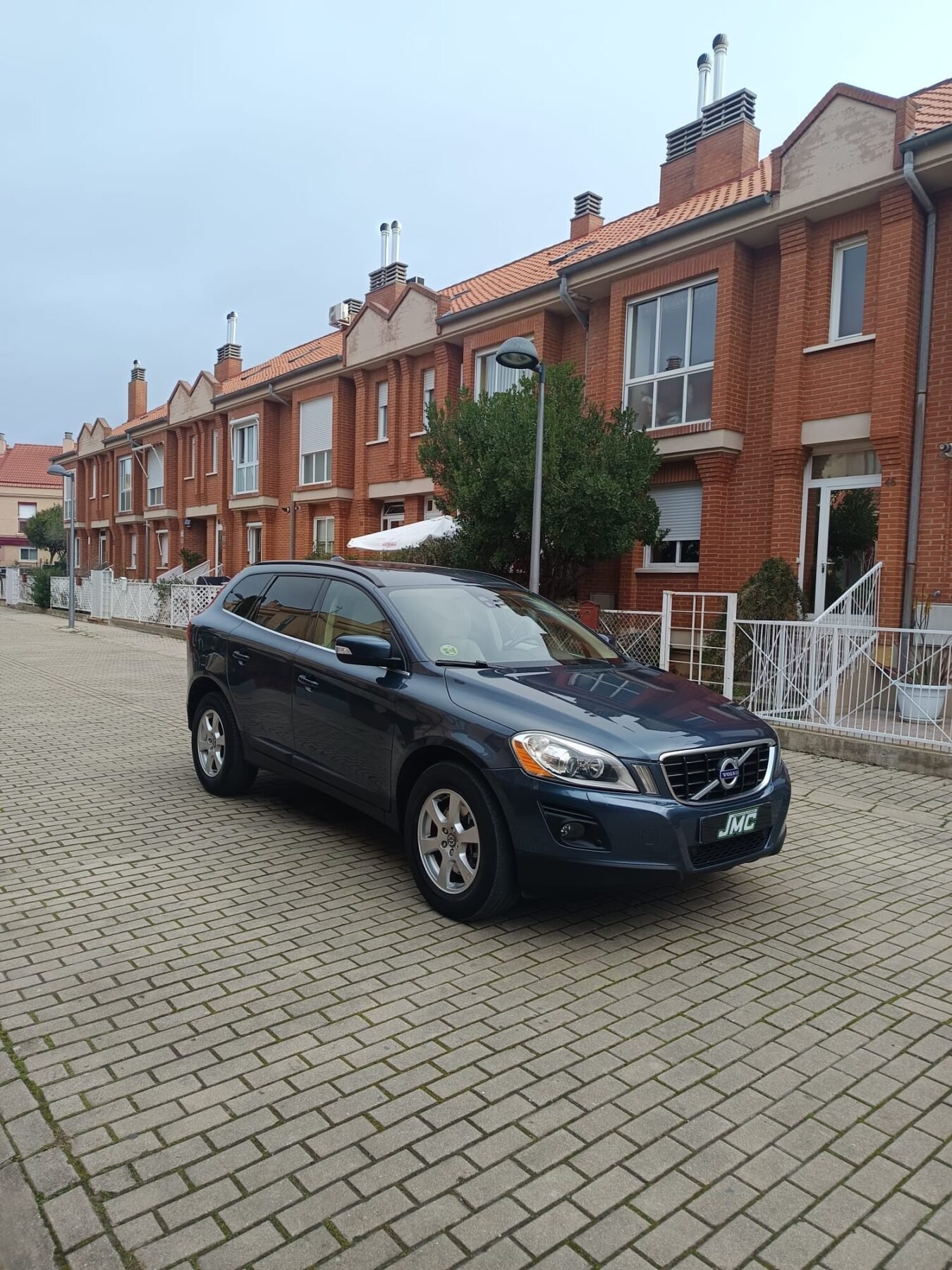 VOLVO XC60 D5 