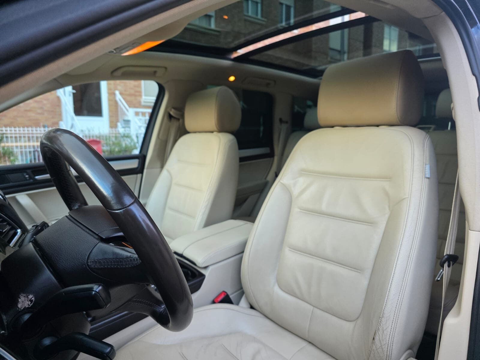 VOLKSWAGEN TOUAREG 3.0TDI