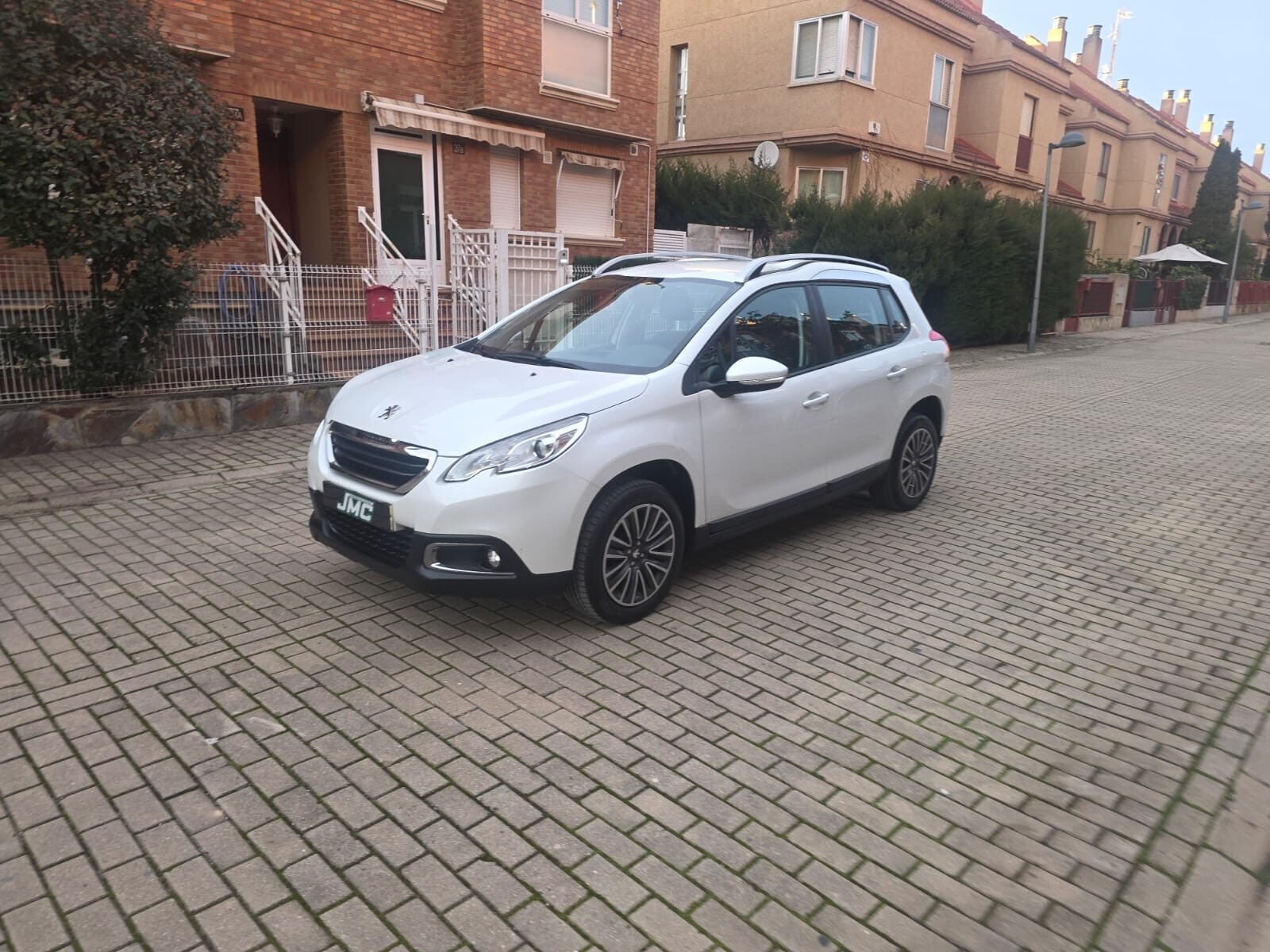 PEUGEOT 2008 1.6 hdi
