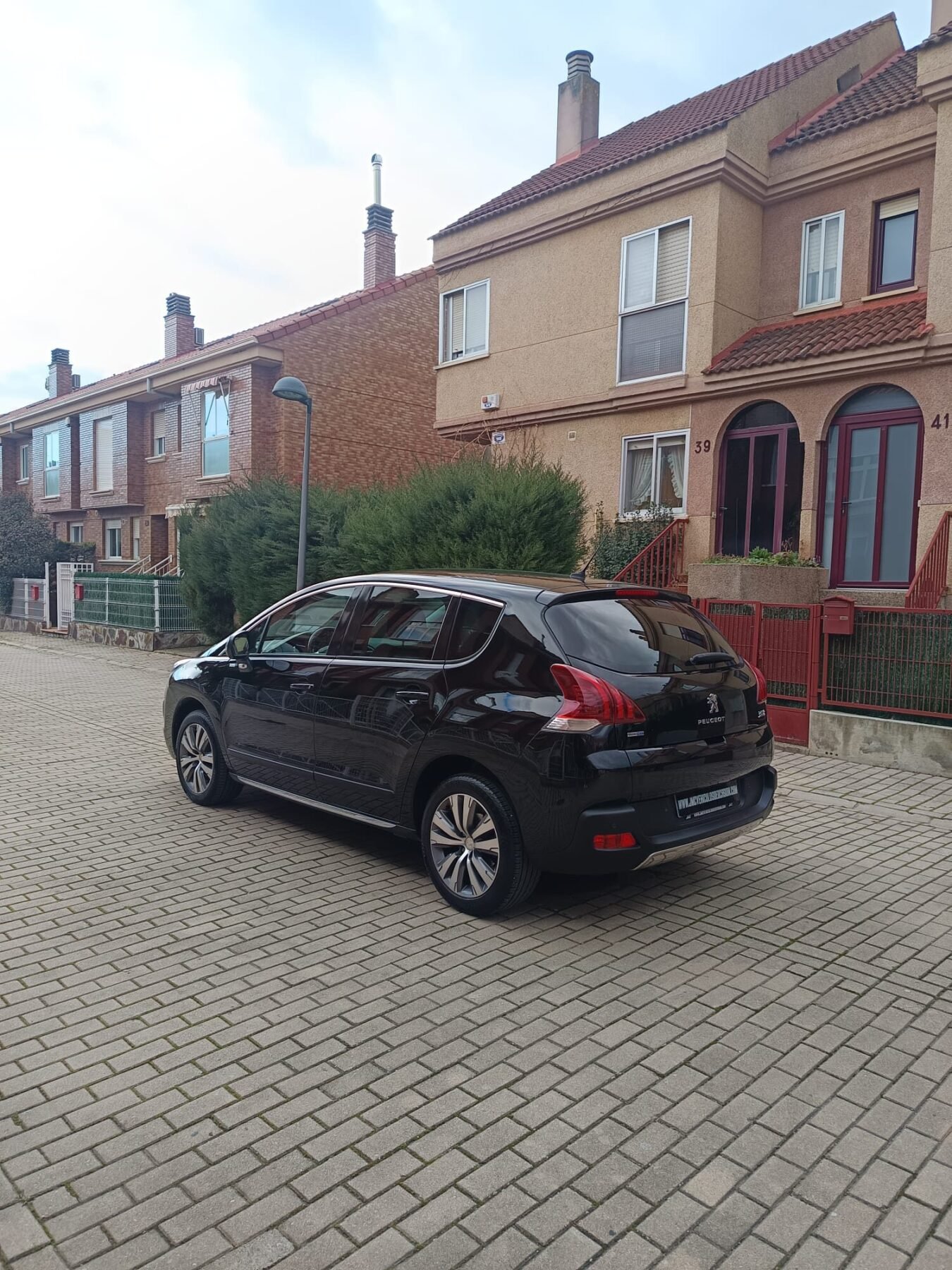 PEUGEOT 3008 1.6hdi