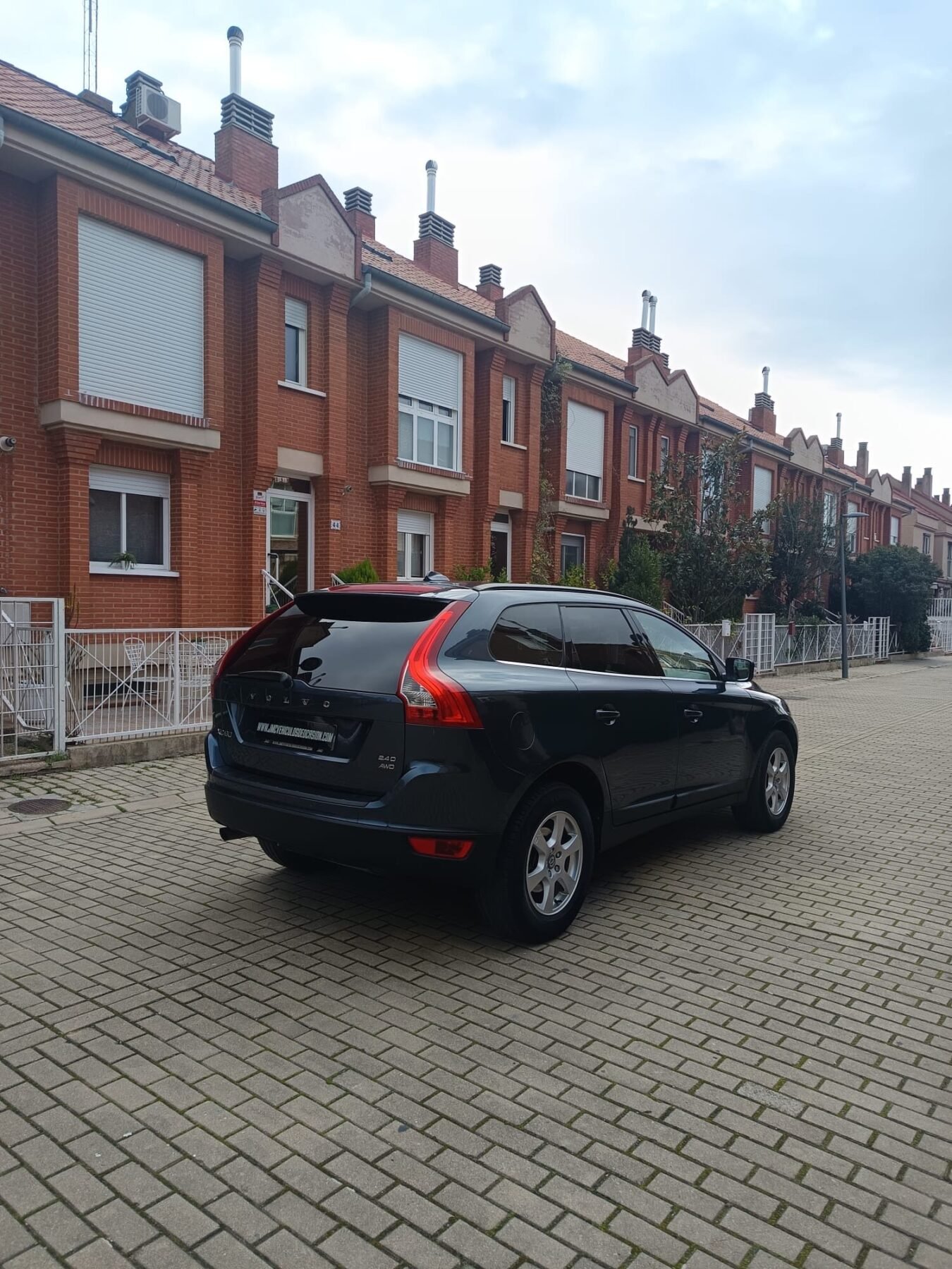 VOLVO XC60 D5 