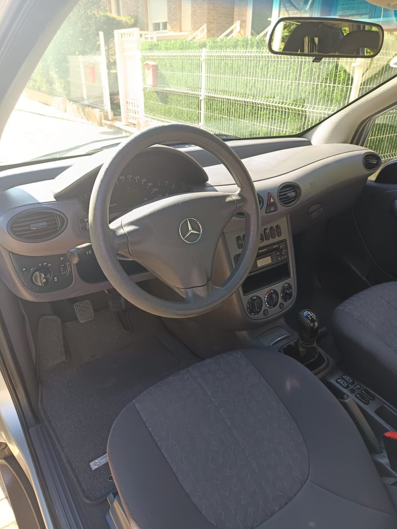 MERCEDES-BENZ CLASE A 1.4i