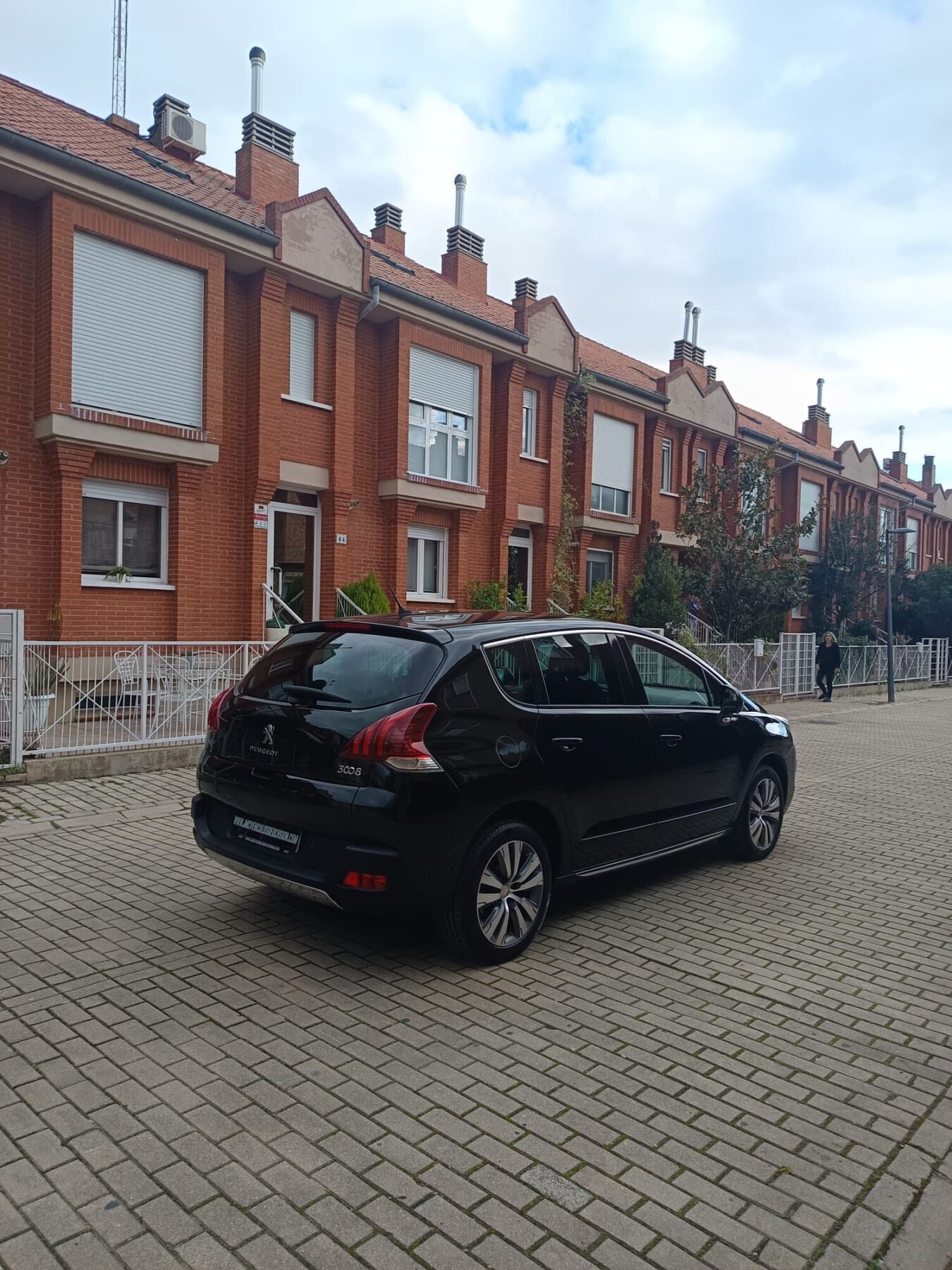 PEUGEOT 3008 1.6hdi