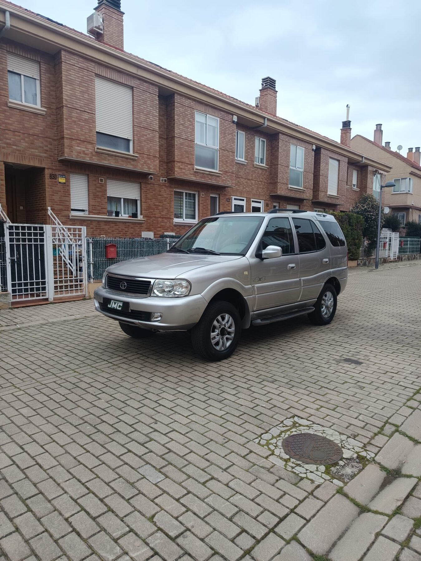 TATA GRAND SAFARI 2.2
