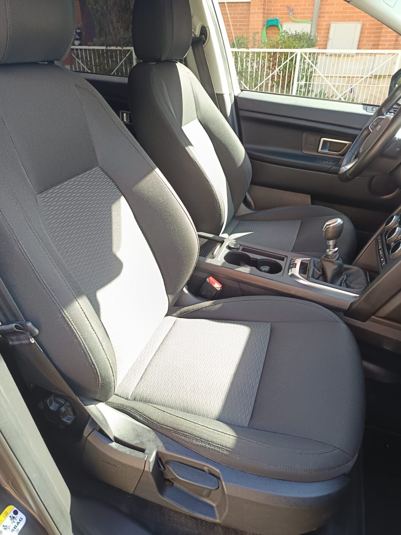 LAND-ROVER DISCOVERY SPORT 2.0TD4