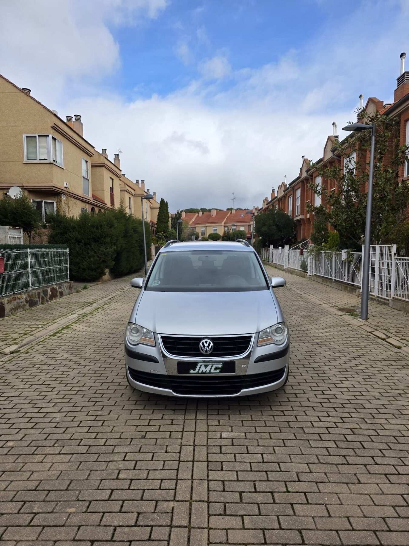 VOLKSWAGEN TOURAN 1.9tdi