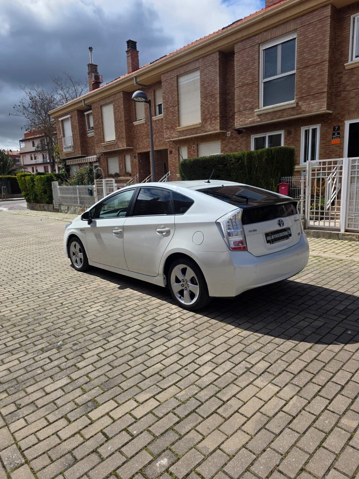 TOYOTA PRIUS 1.8i 