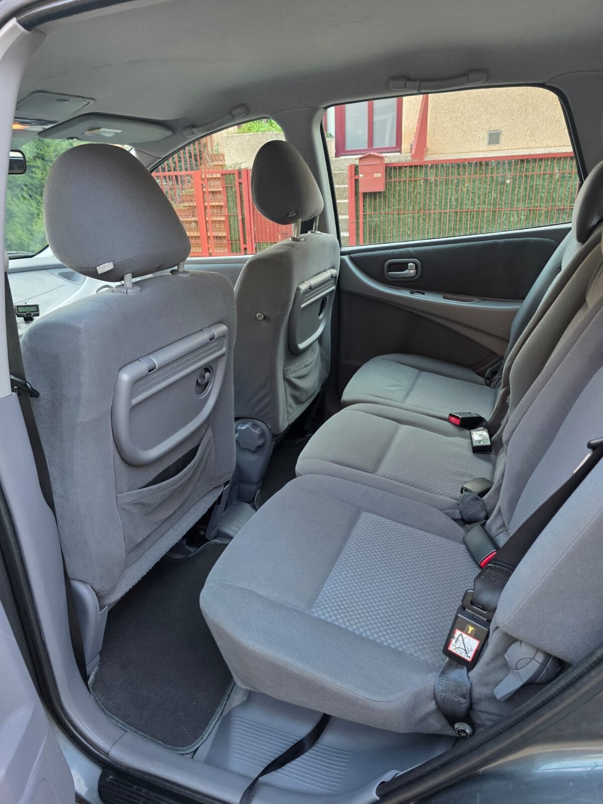 NISSAN ALMERA TINO 2.2dci