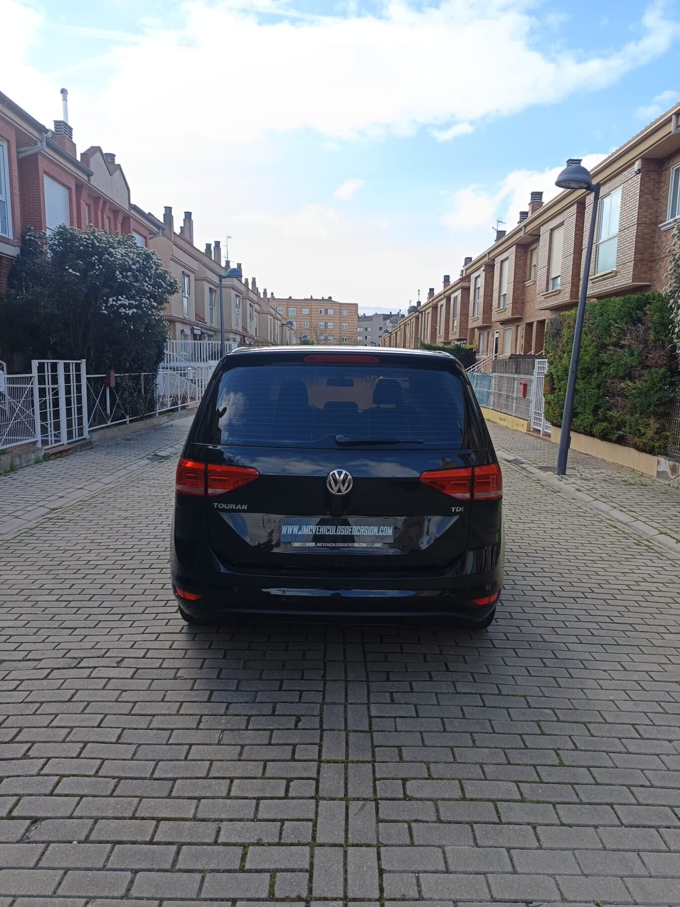 VOLKSWAGEN TOURAN 1.6TDI