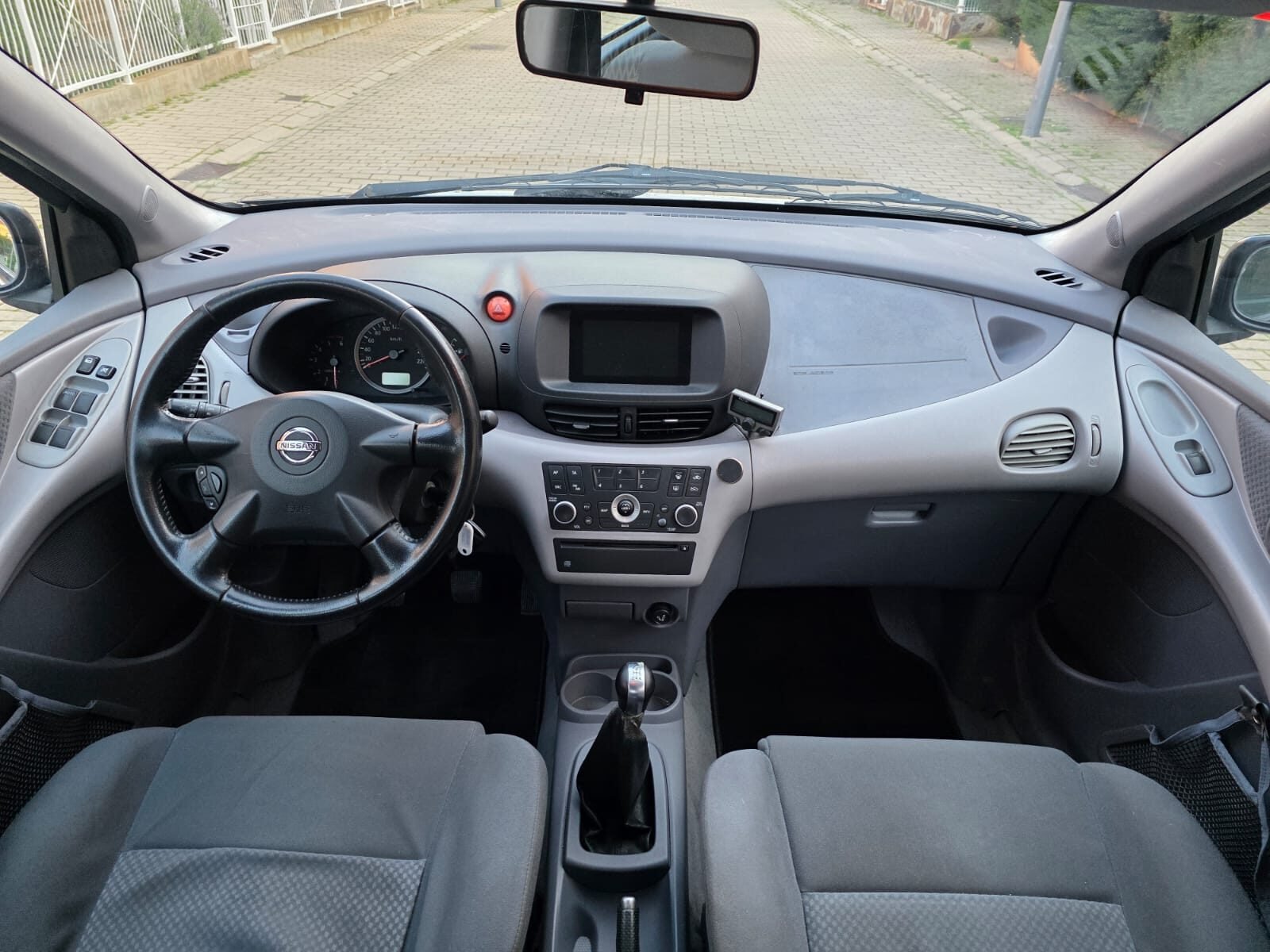 NISSAN ALMERA TINO 2.2dci