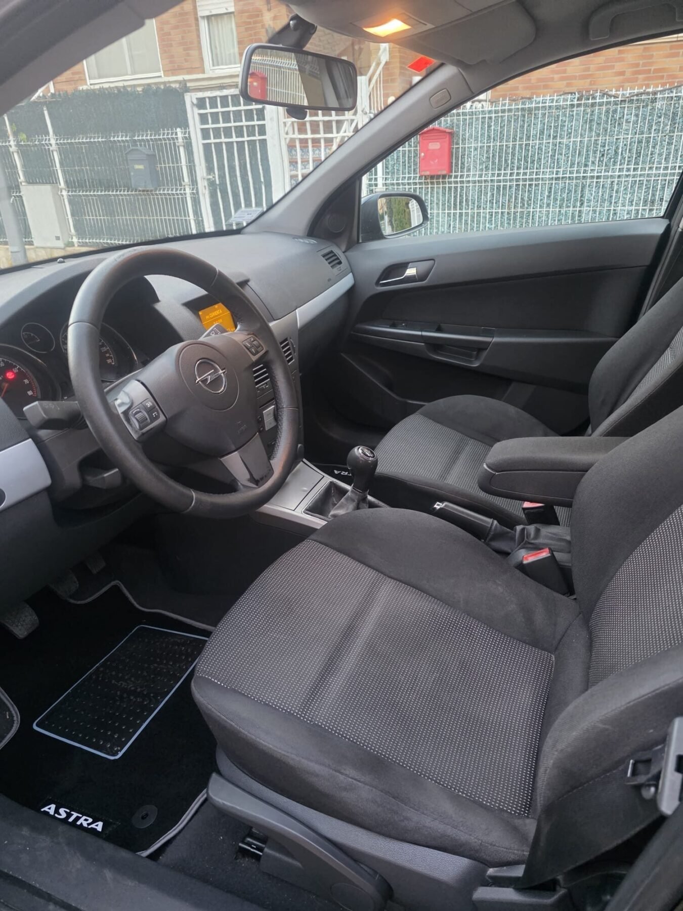 OPEL ASTRA 1.6i