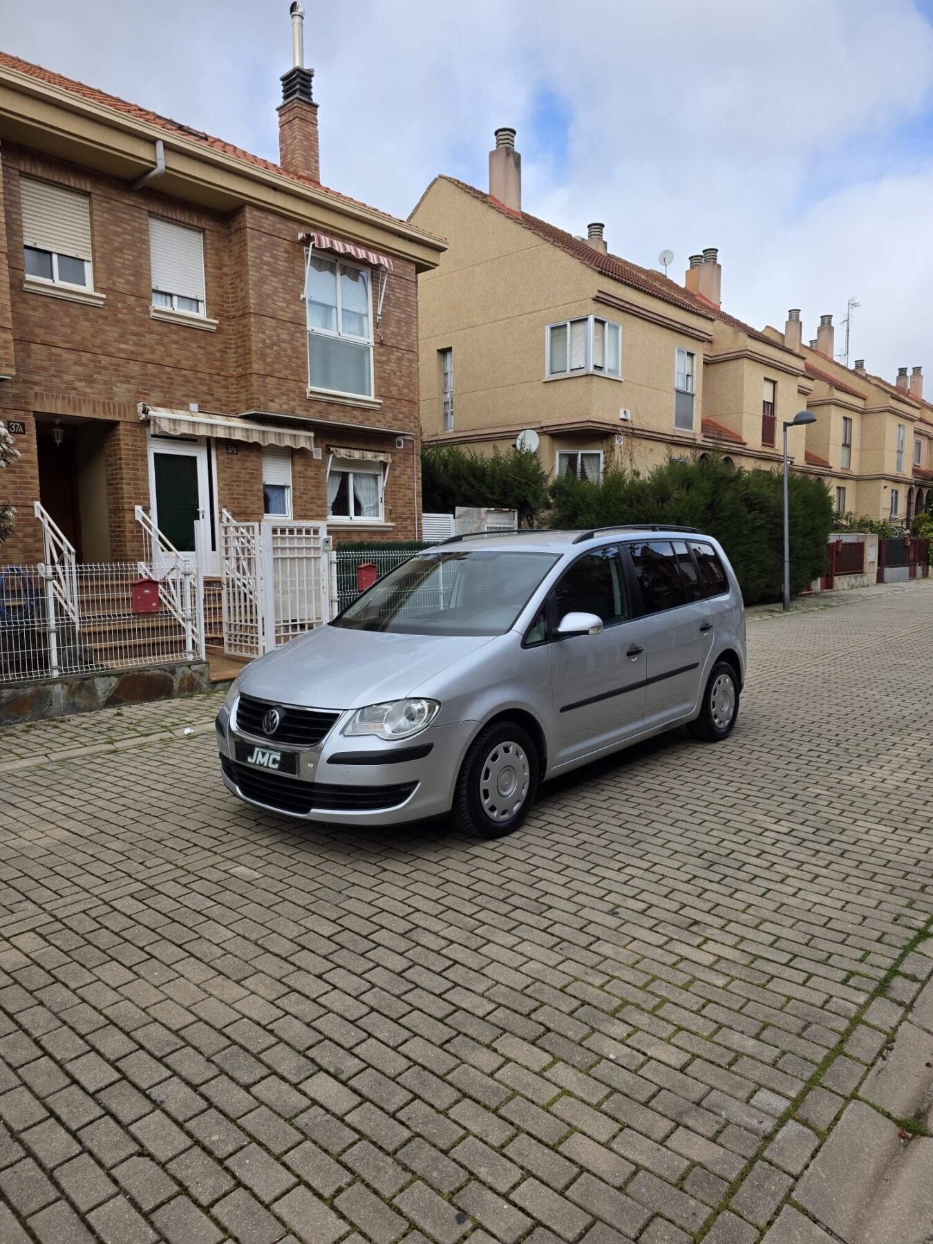 VOLKSWAGEN TOURAN 1.9tdi