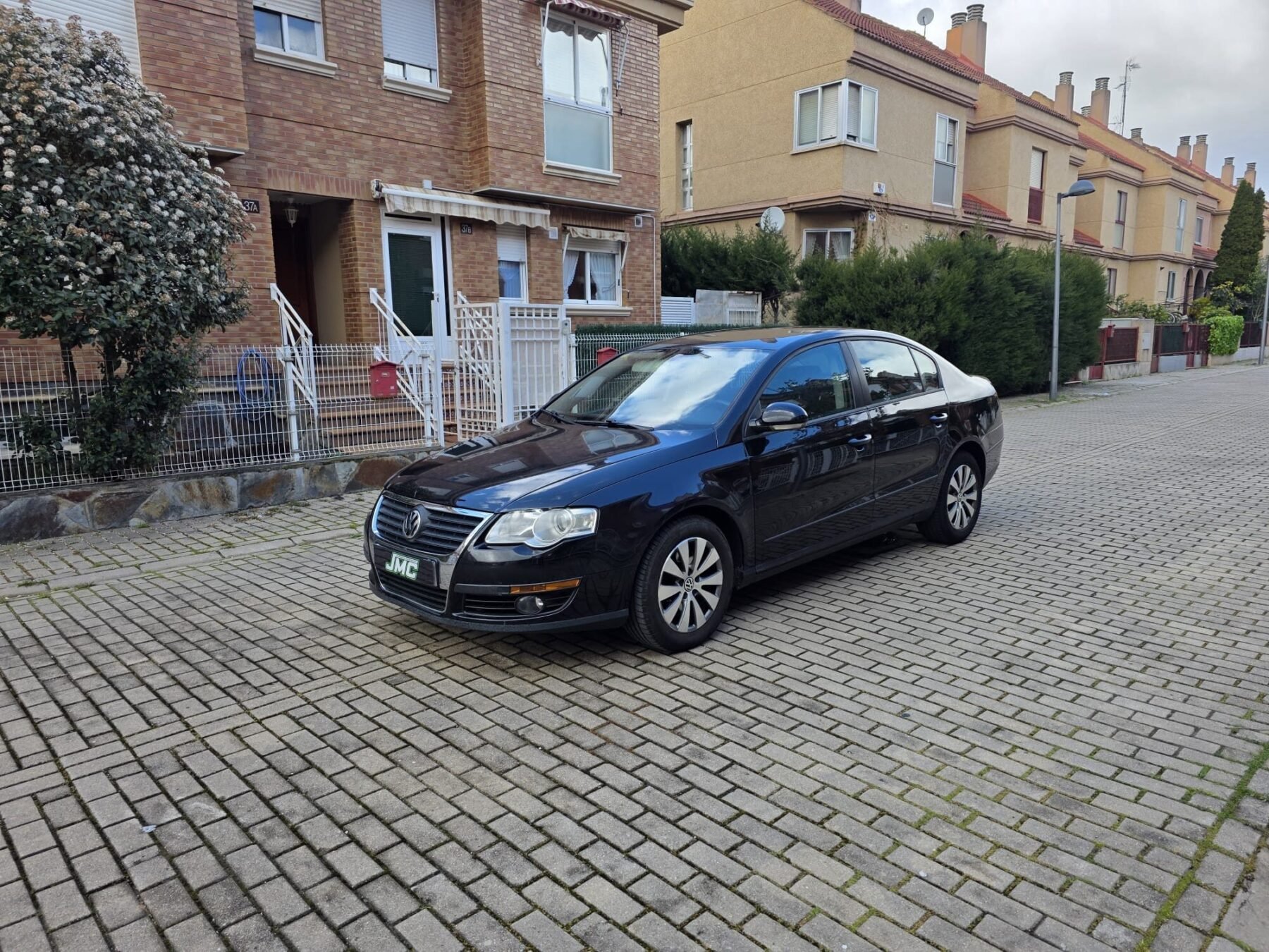 VOLKSWAGEN PASSAT 2.0tdi