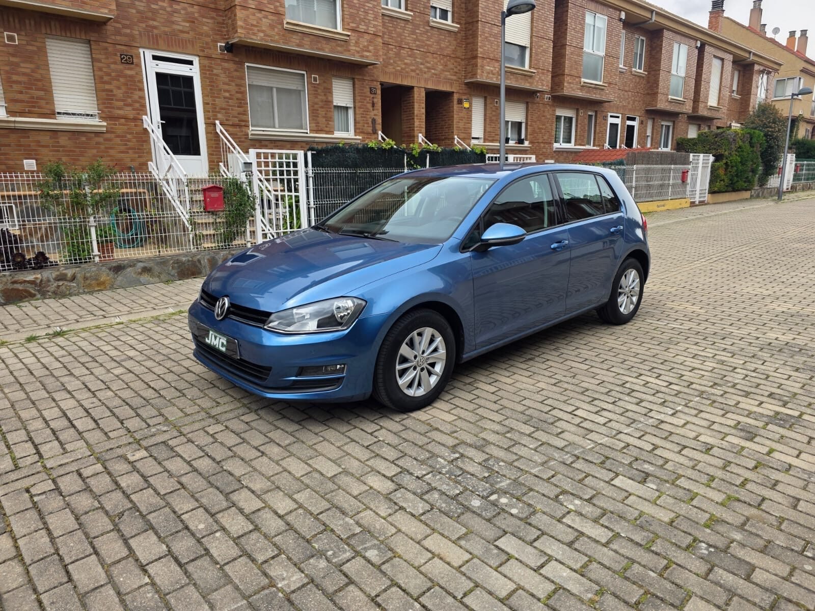 VOLKSWAGEN GOLF 1.6tdi