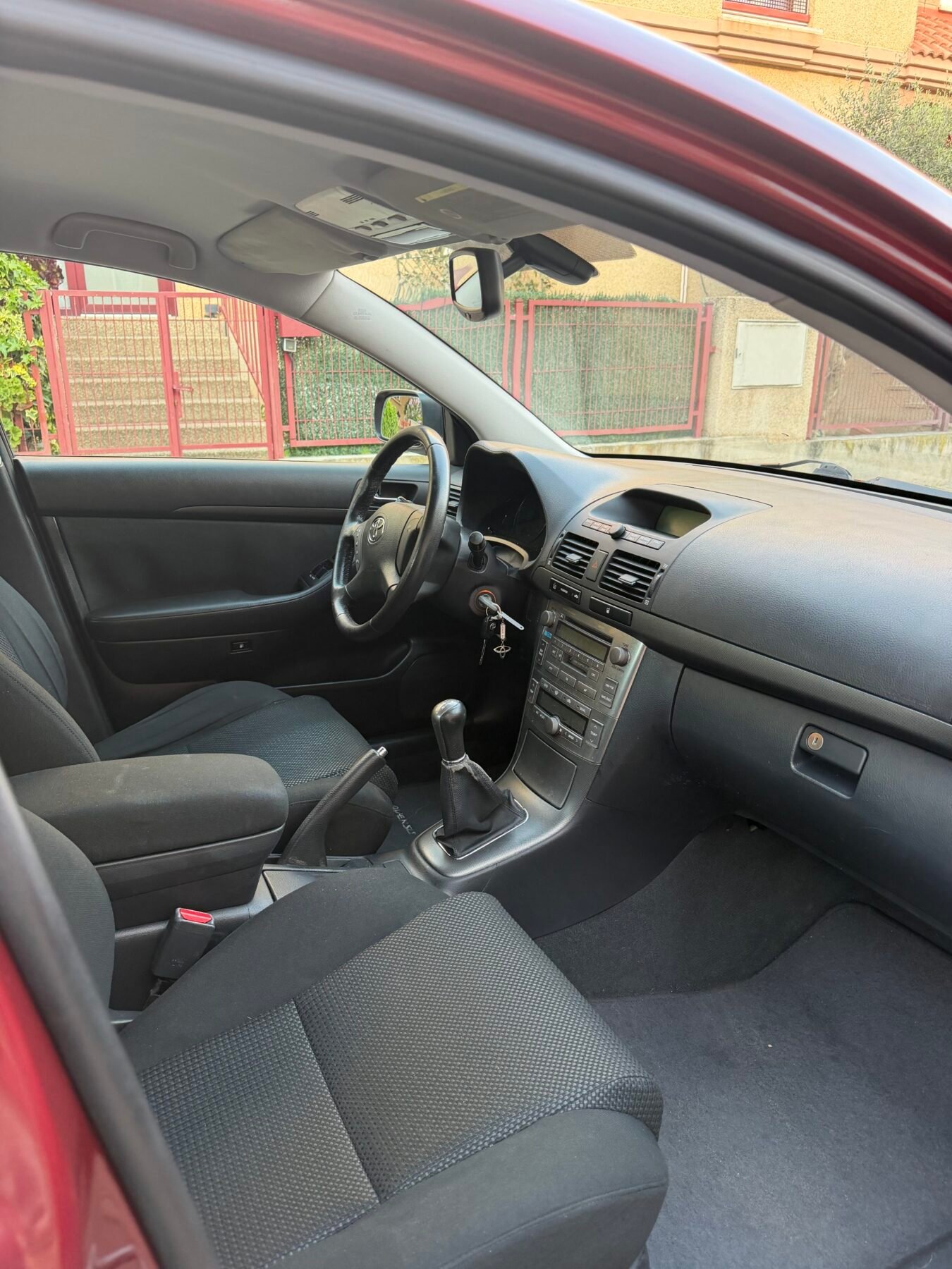 TOYOTA AVENSIS 2.0D-4D