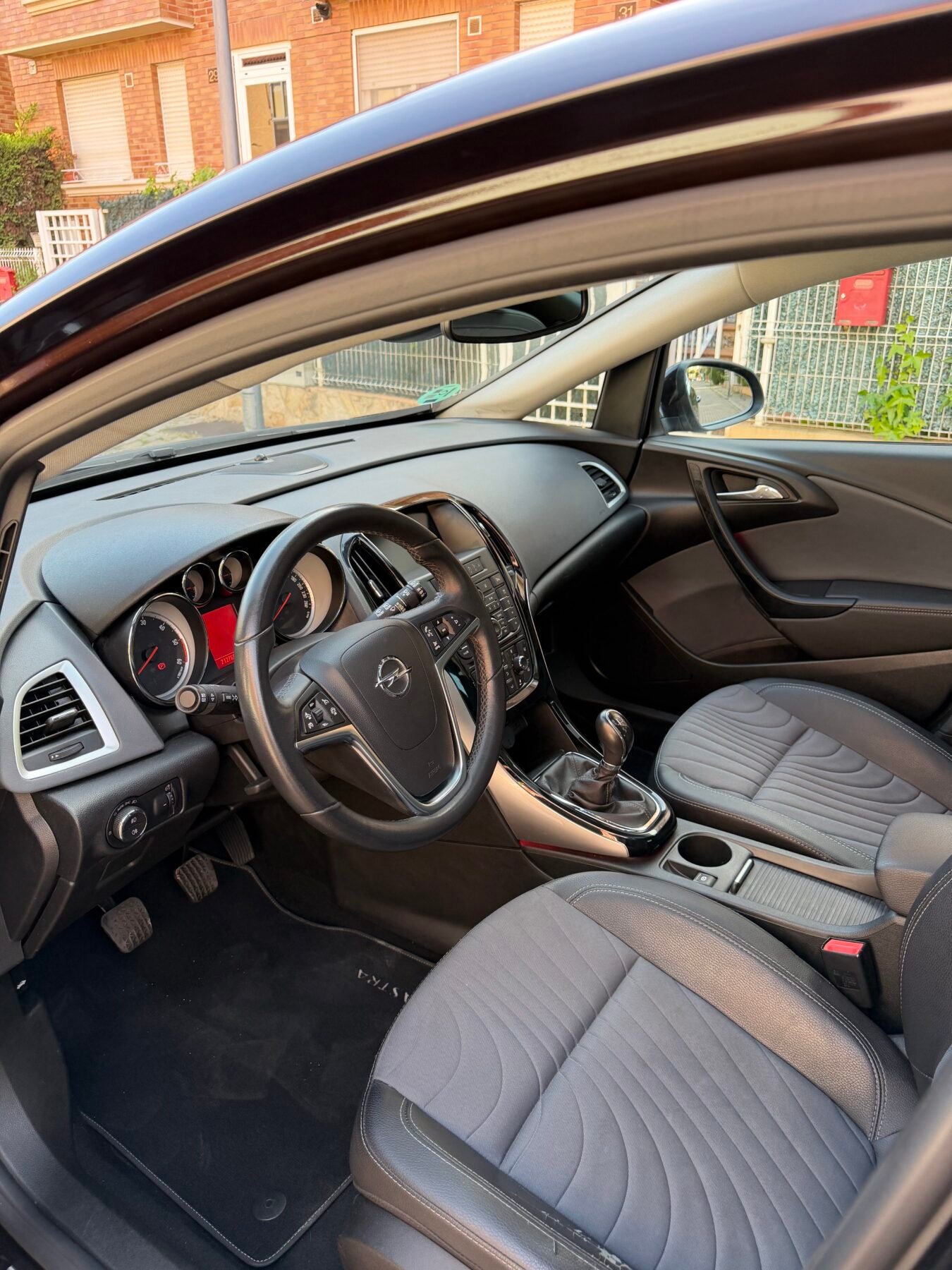 OPEL ASTRA 1.6cdti