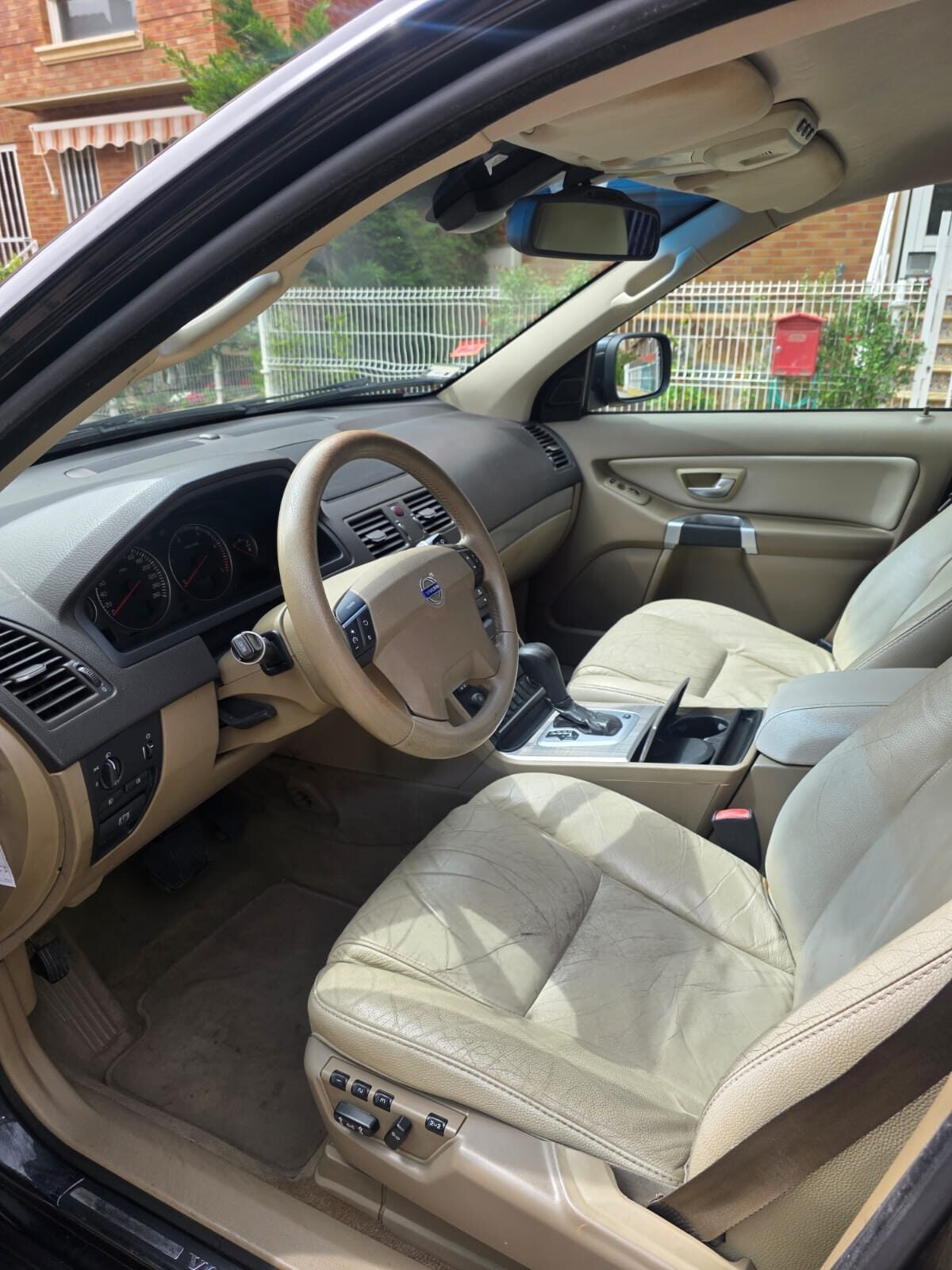 VOLVO XC90 D5 2.4TDI