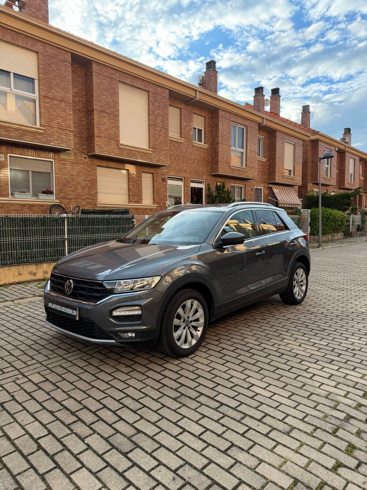 VOLKSWAGEN T-ROC 2.0tdi