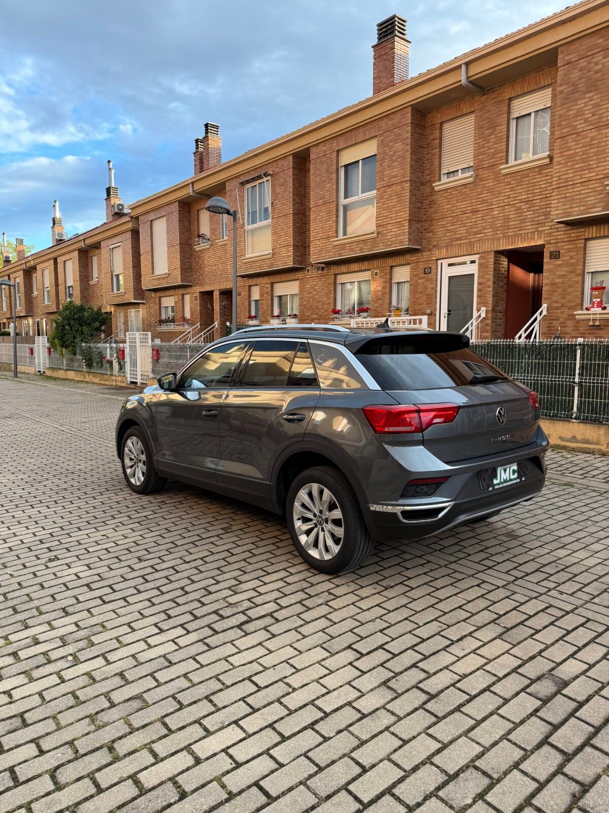 VOLKSWAGEN T-ROC 2.0tdi