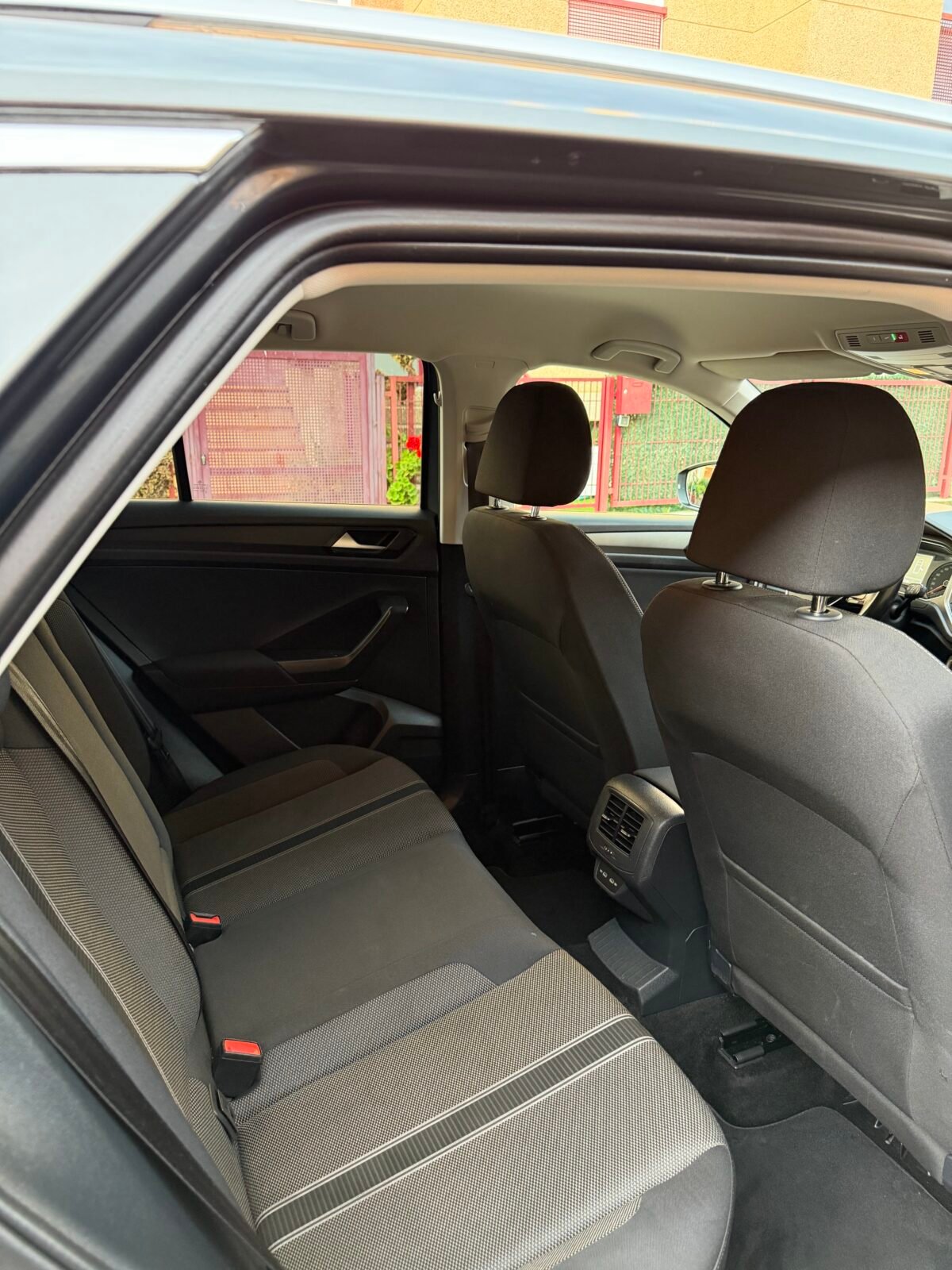 VOLKSWAGEN T-ROC 2.0tdi