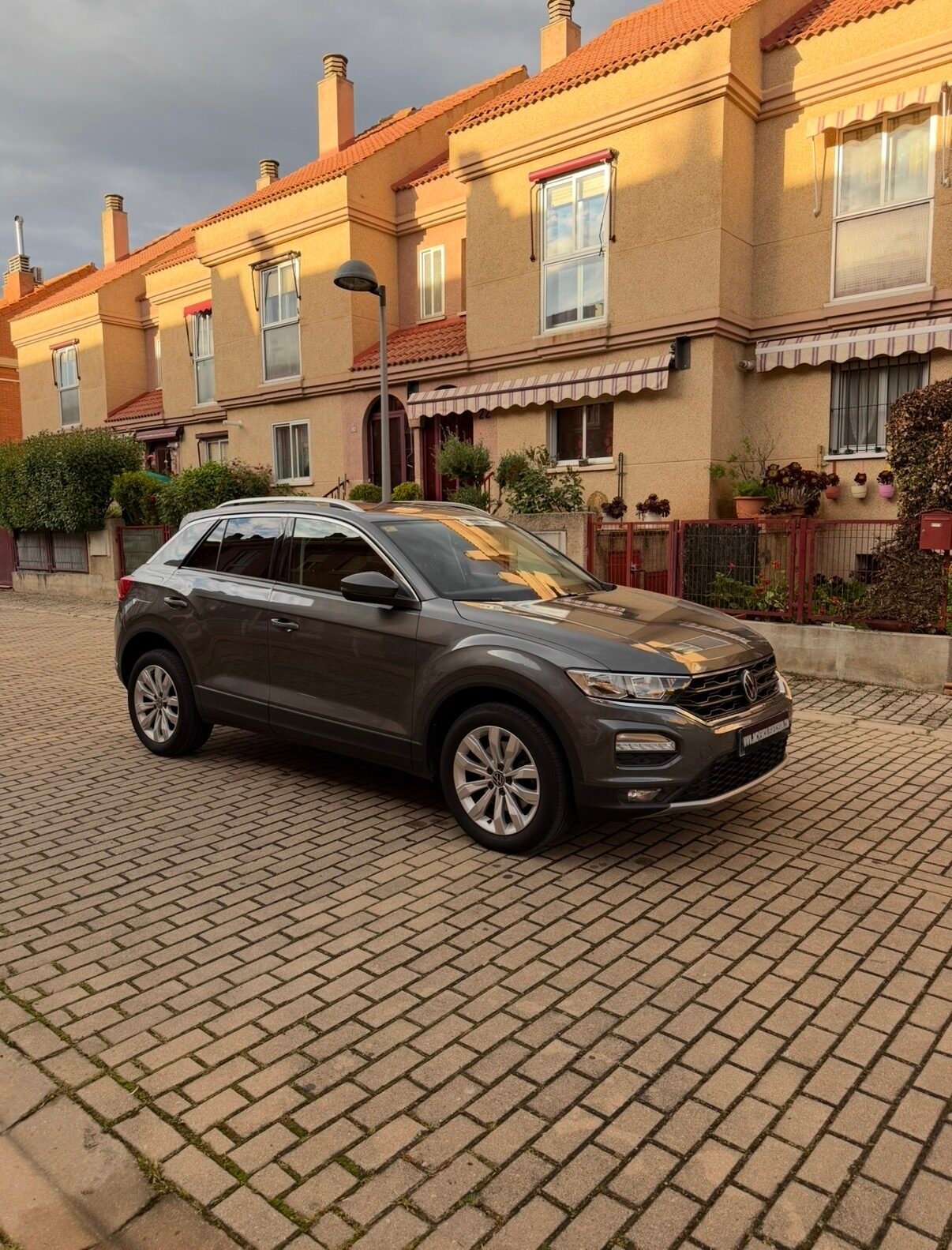 VOLKSWAGEN T-ROC 2.0tdi