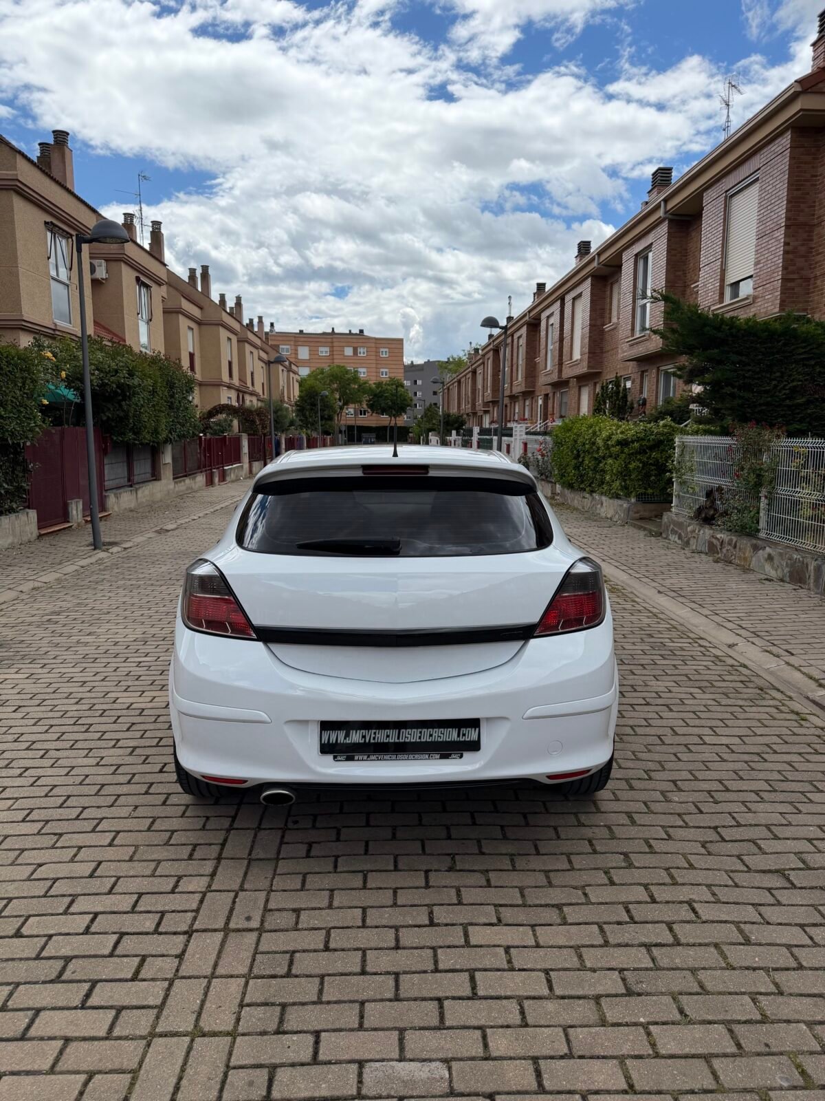 OPEL ASTRA GTC 1.6i