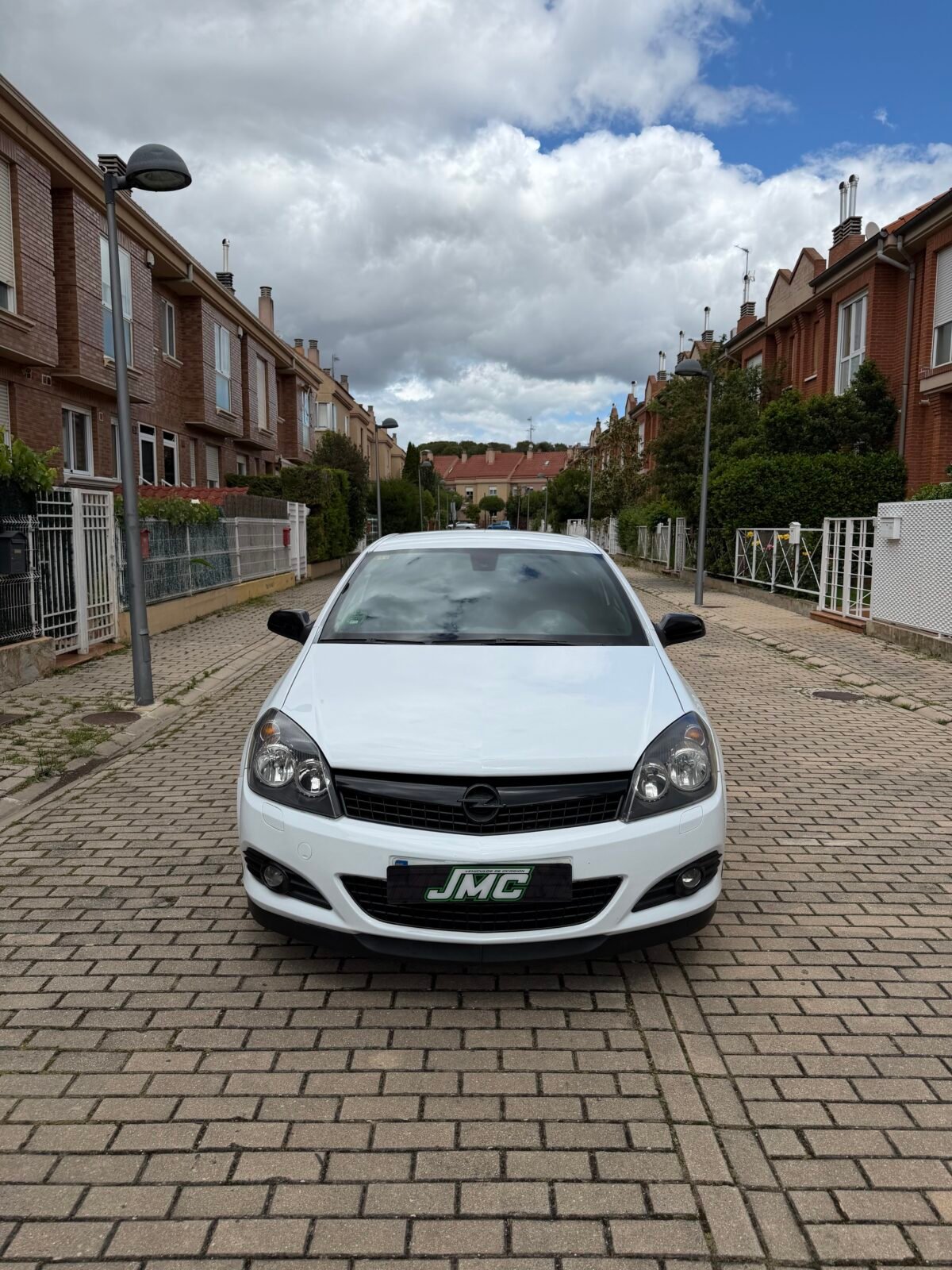 OPEL ASTRA GTC 1.6i
