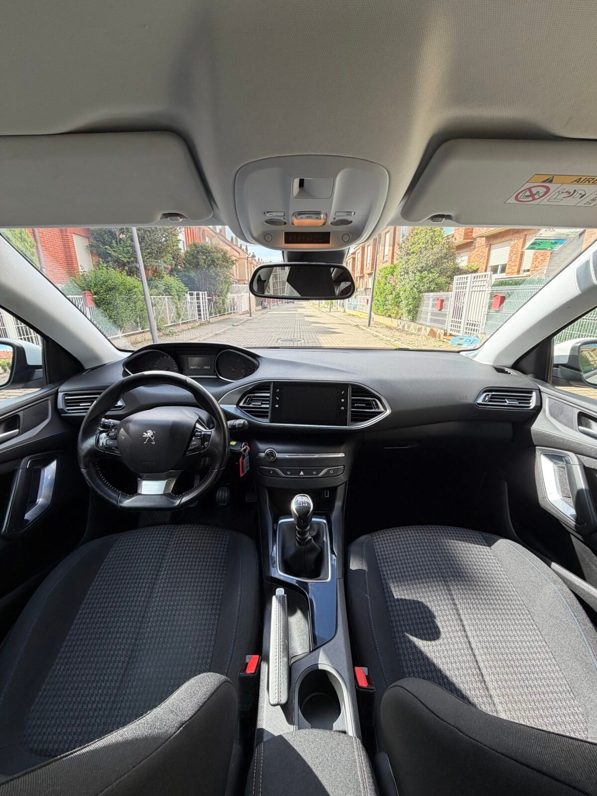 PEUGEOT 308 1.5hdi