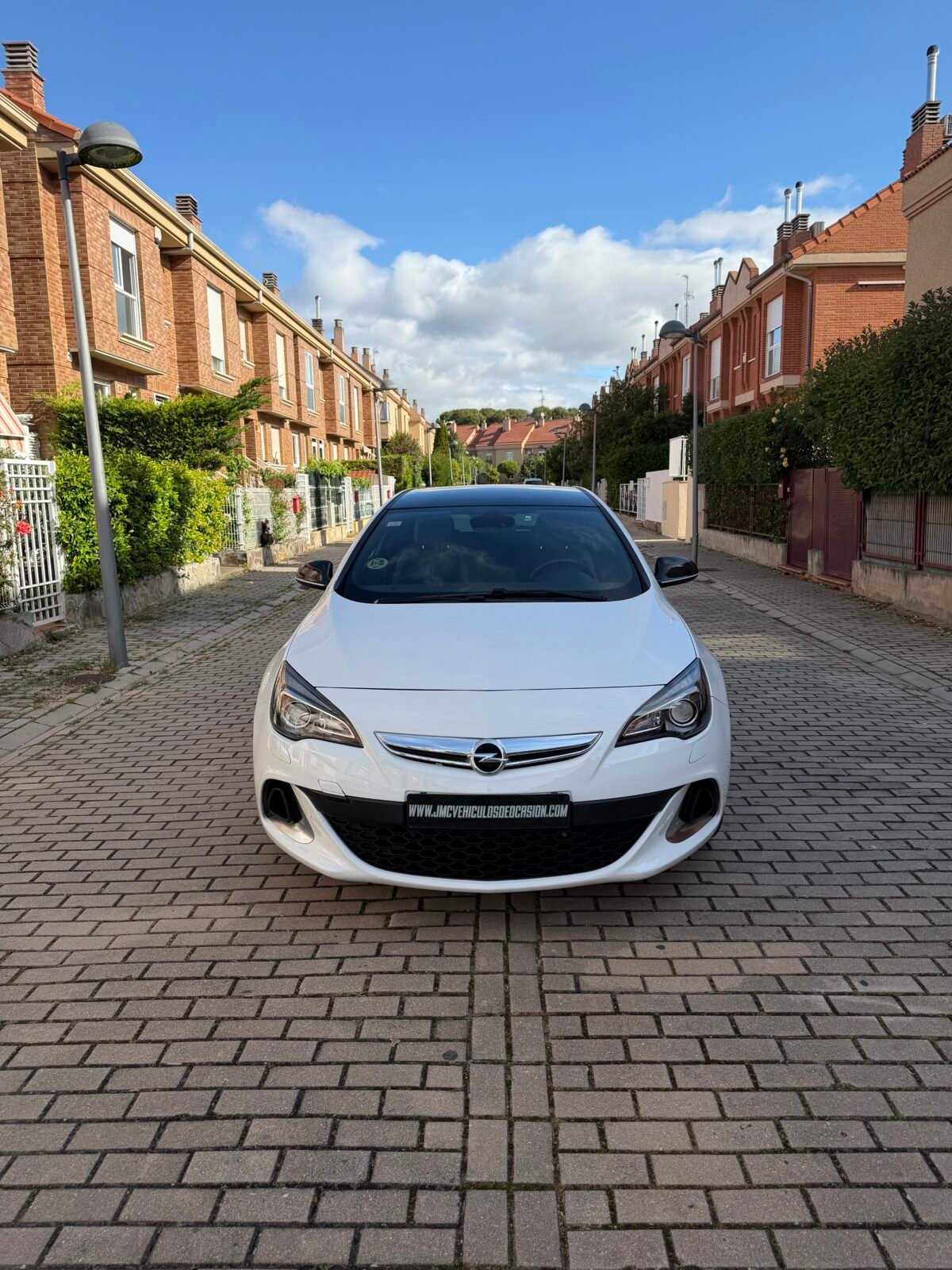 OPEL ASTRA GTC 2.0cdti