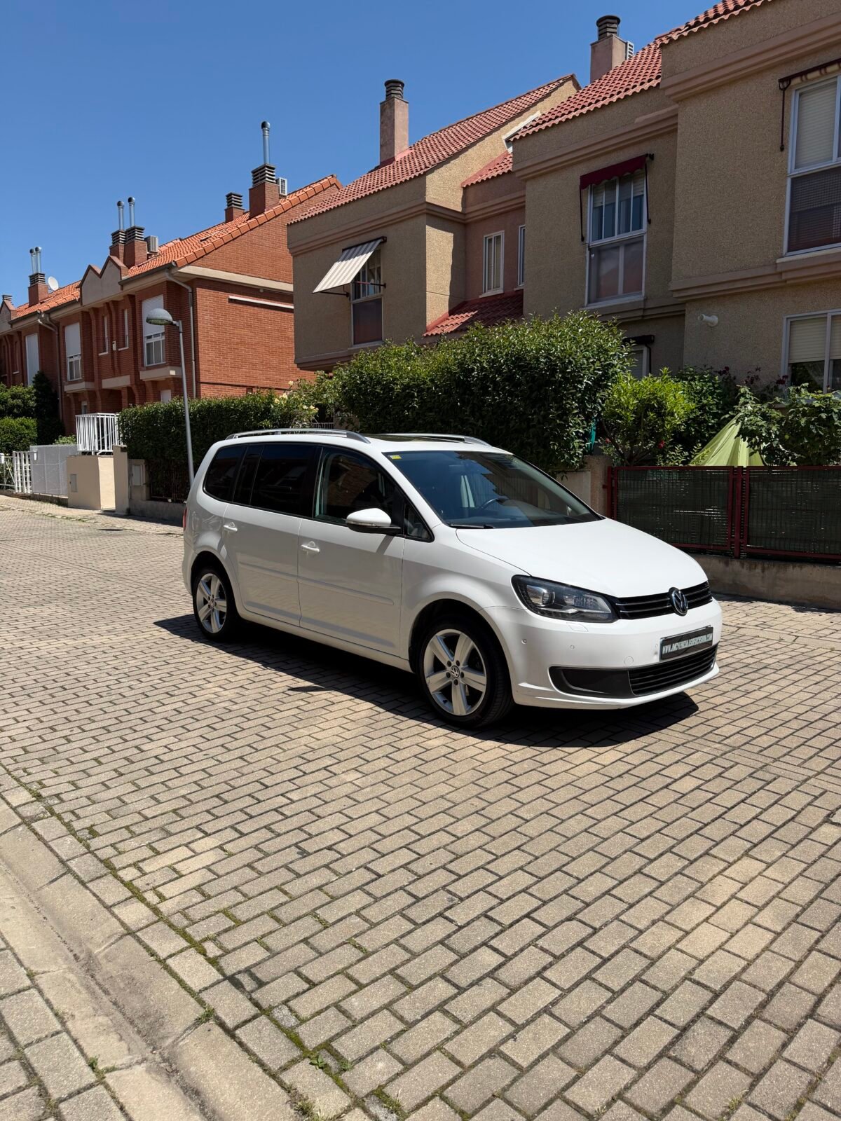 VOLKSWAGEN TOURAN 1.6tdi
