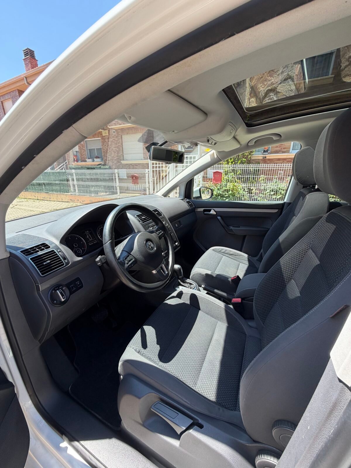 VOLKSWAGEN TOURAN 1.6tdi