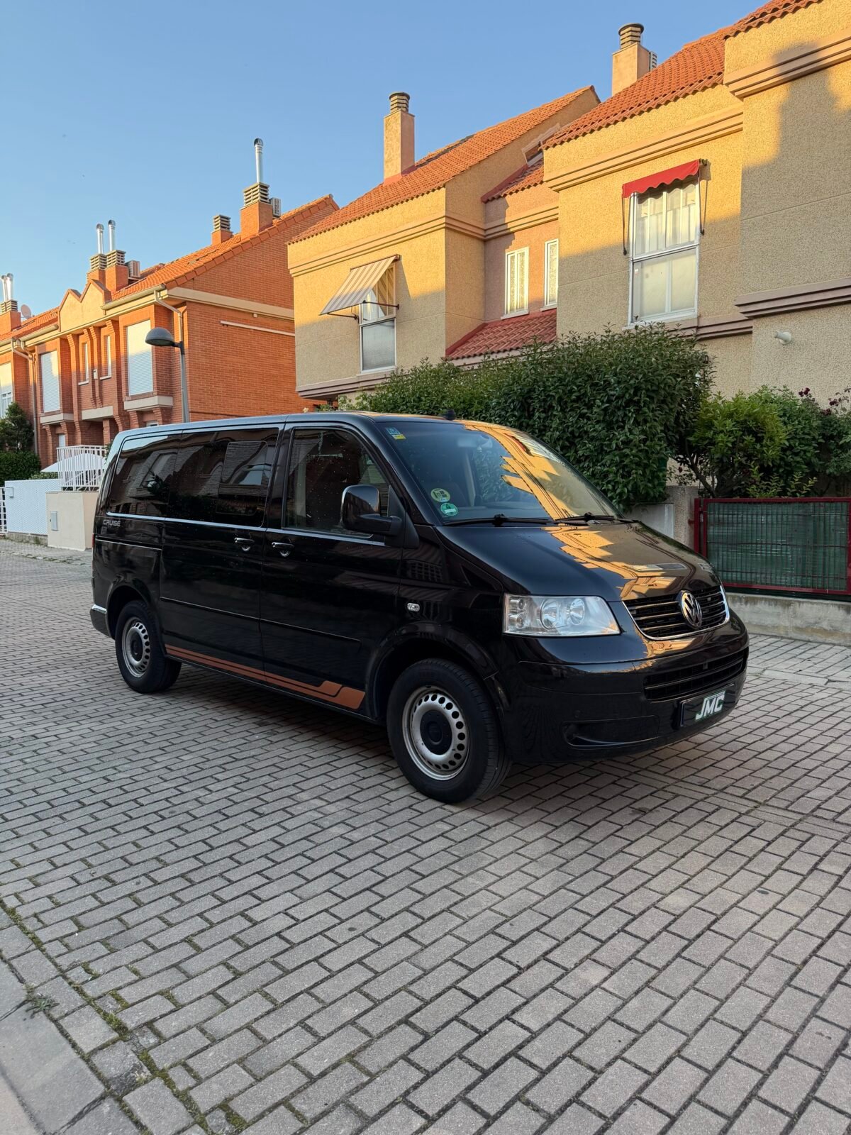 VOLKSWAGEN MULTIVAN 2.5tdi