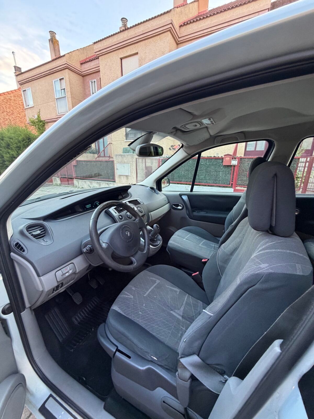 RENAULT SCENIC 1.6i