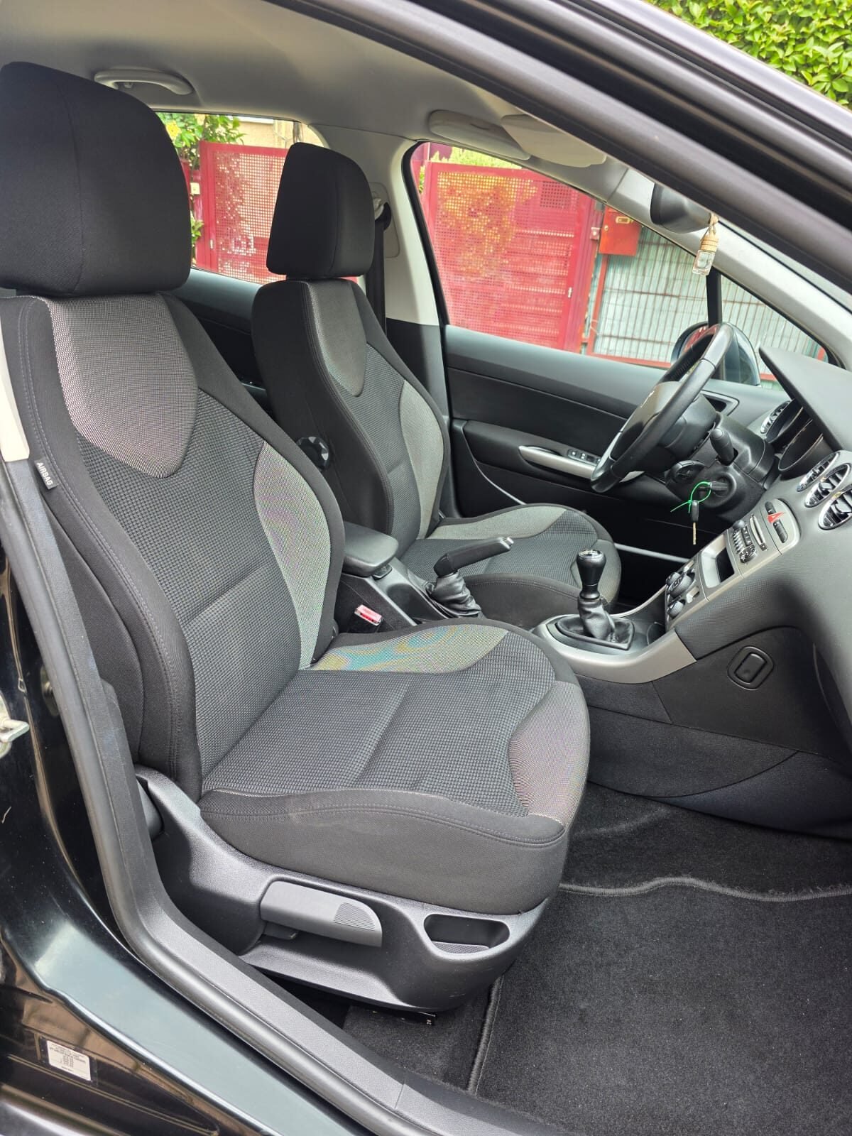 PEUGEOT 308 1.6vti
