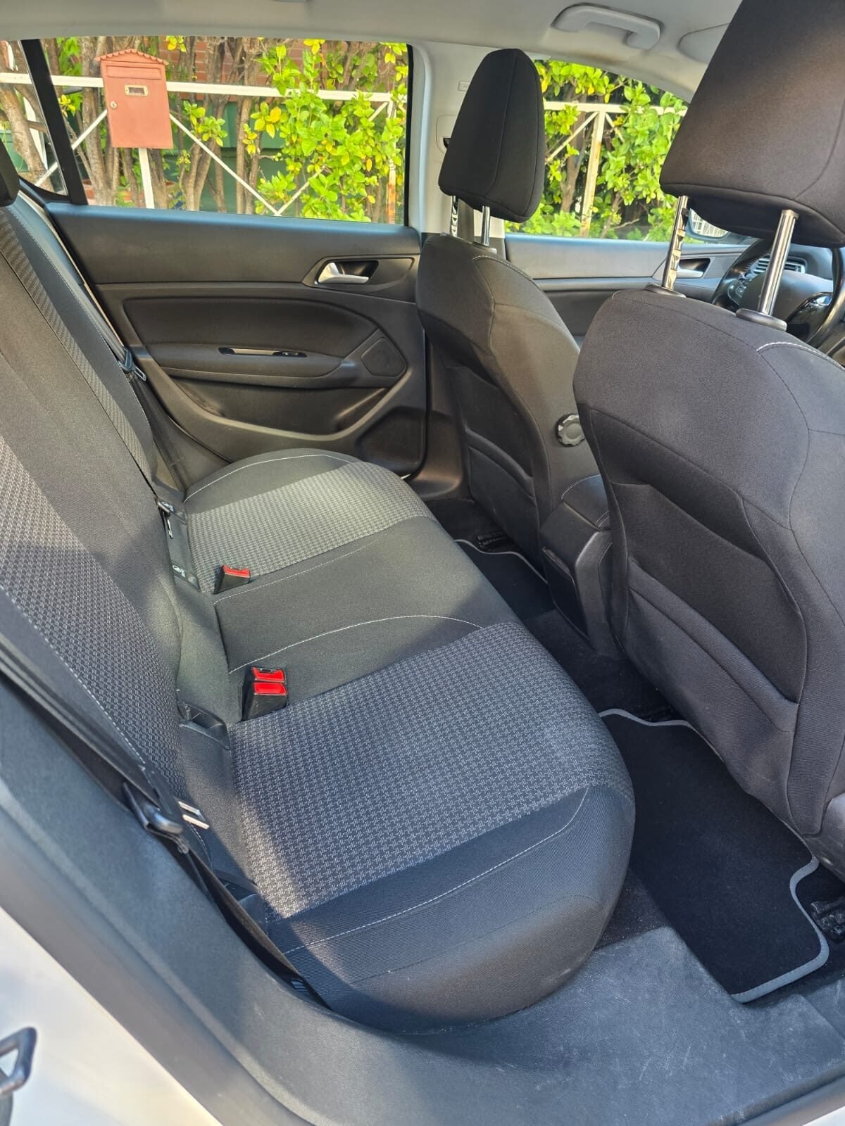 PEUGEOT 308 1.5hdi