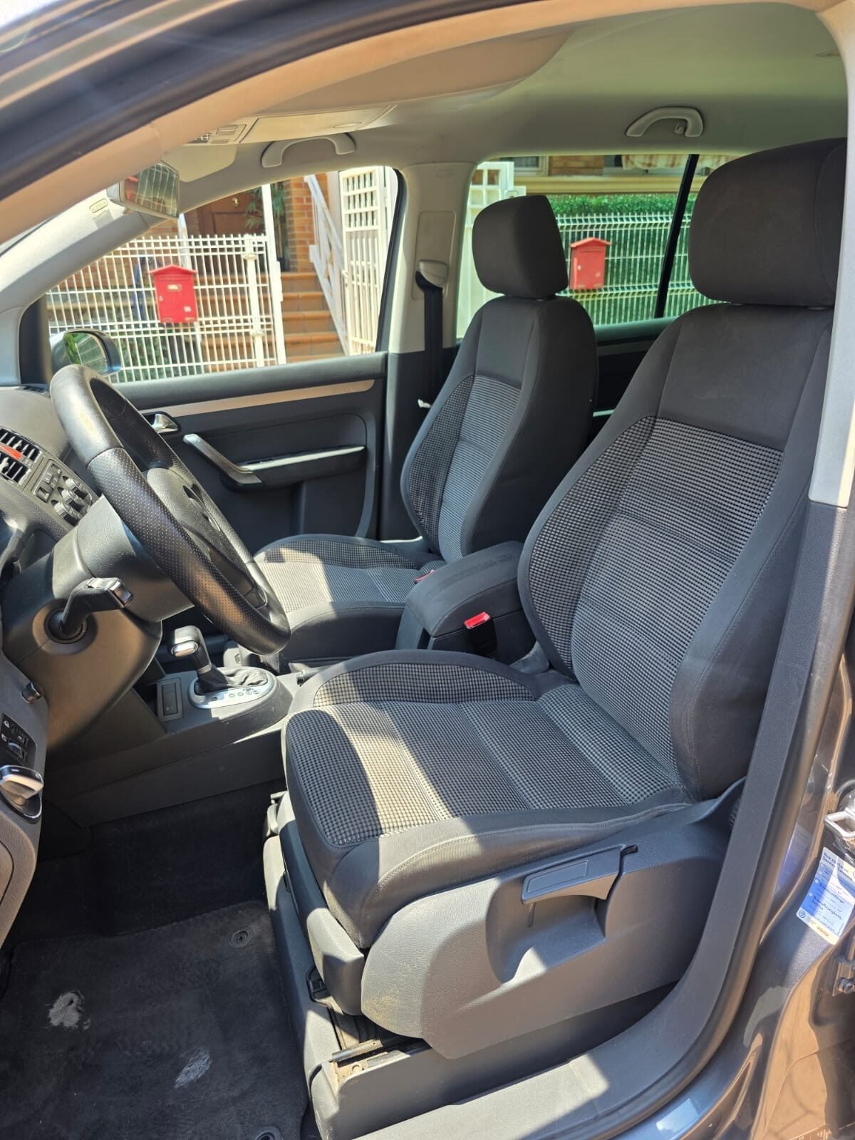 VOLKSWAGEN TOURAN 1.9TDI