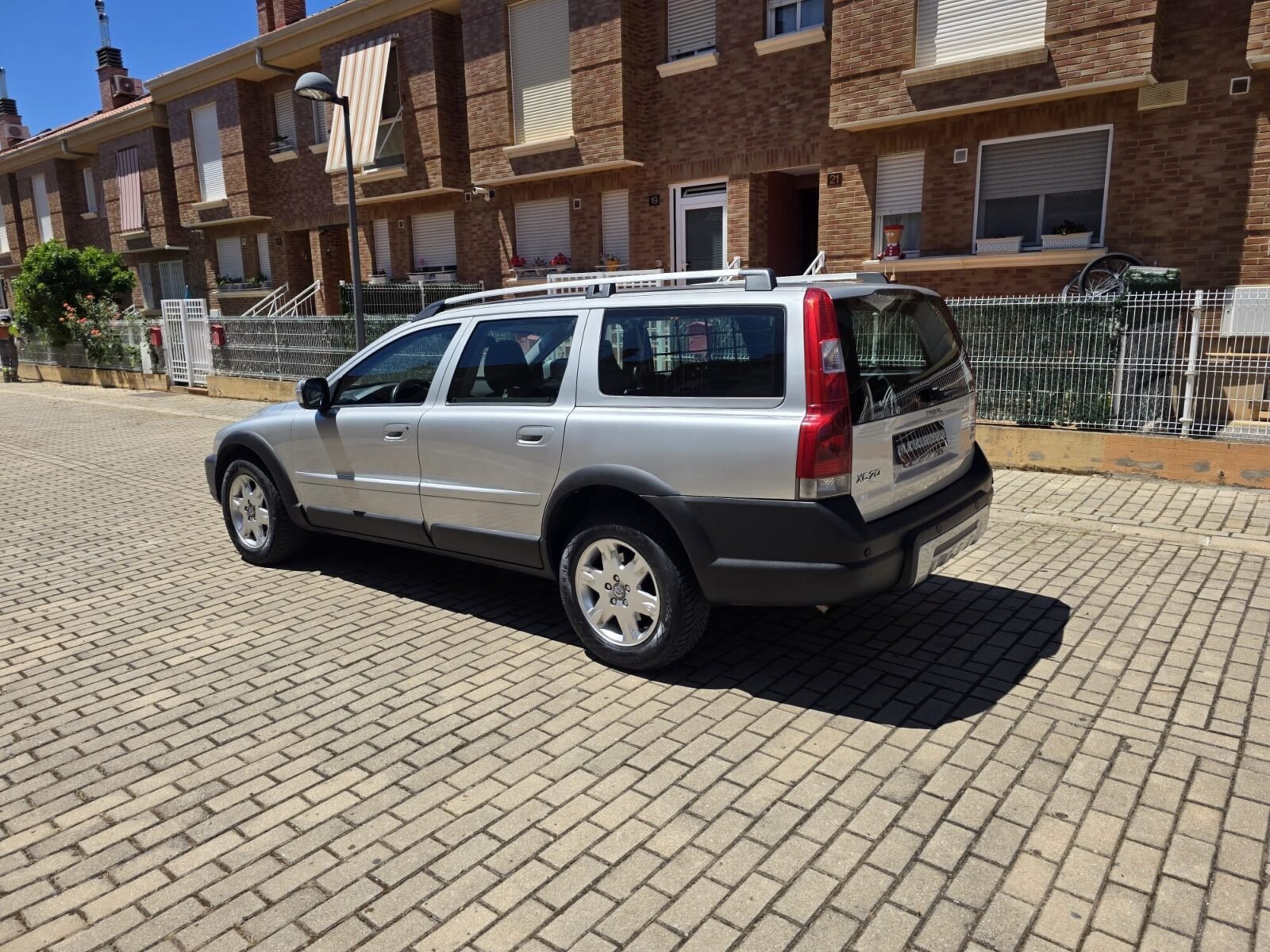 VOLVO XC70 2.4tdi