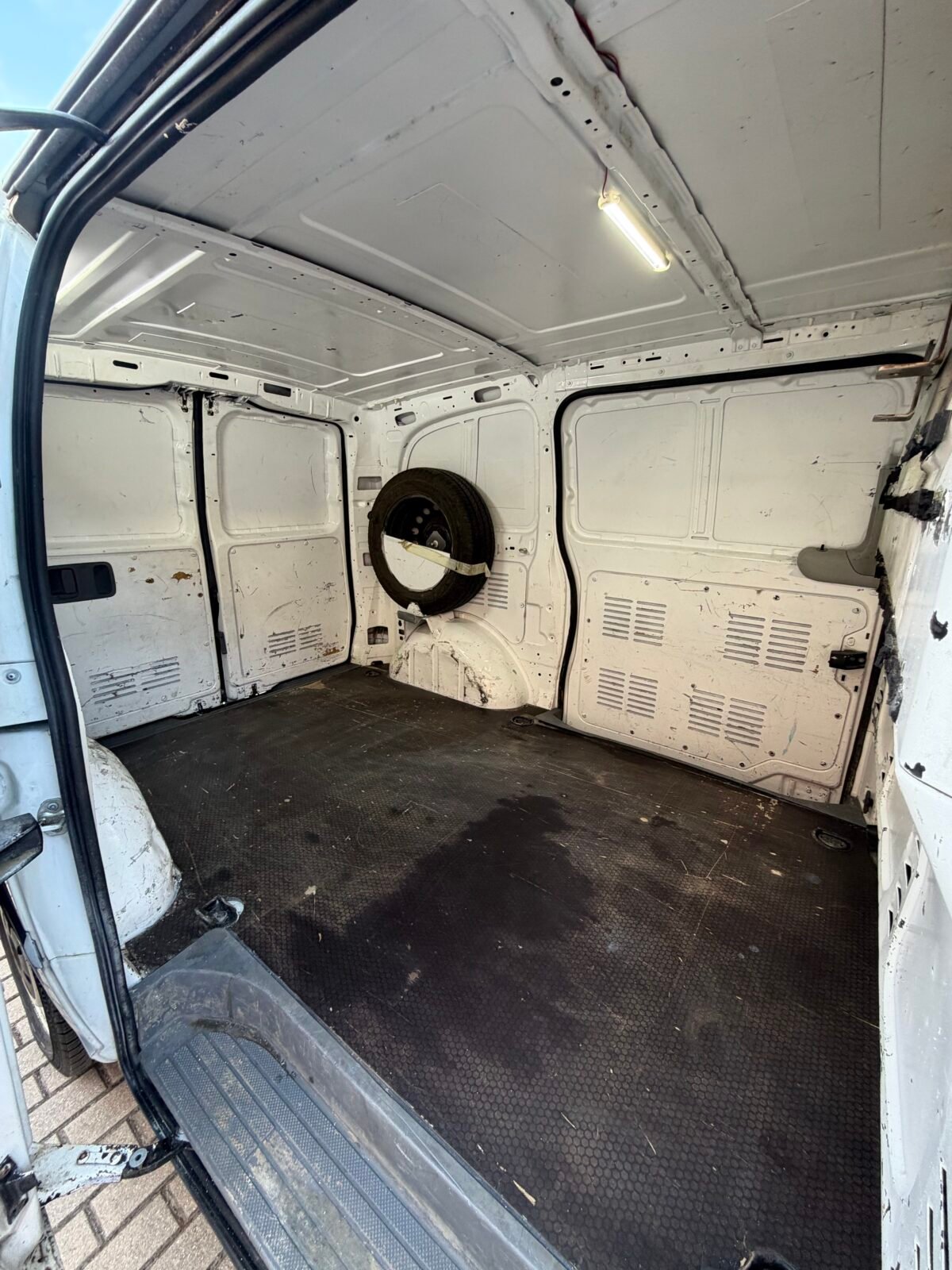 MERCEDES-BENZ VITO 109cdi
