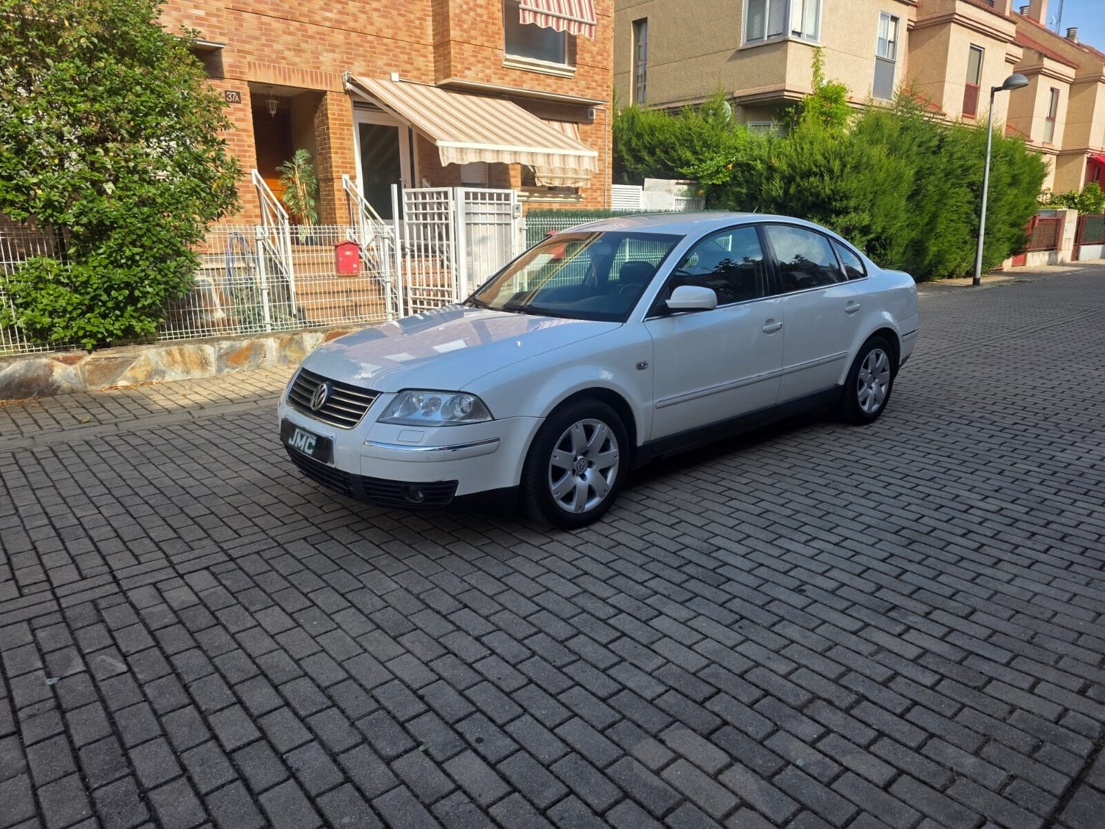 VOLKSWAGEN PASSAT 1.9TDI